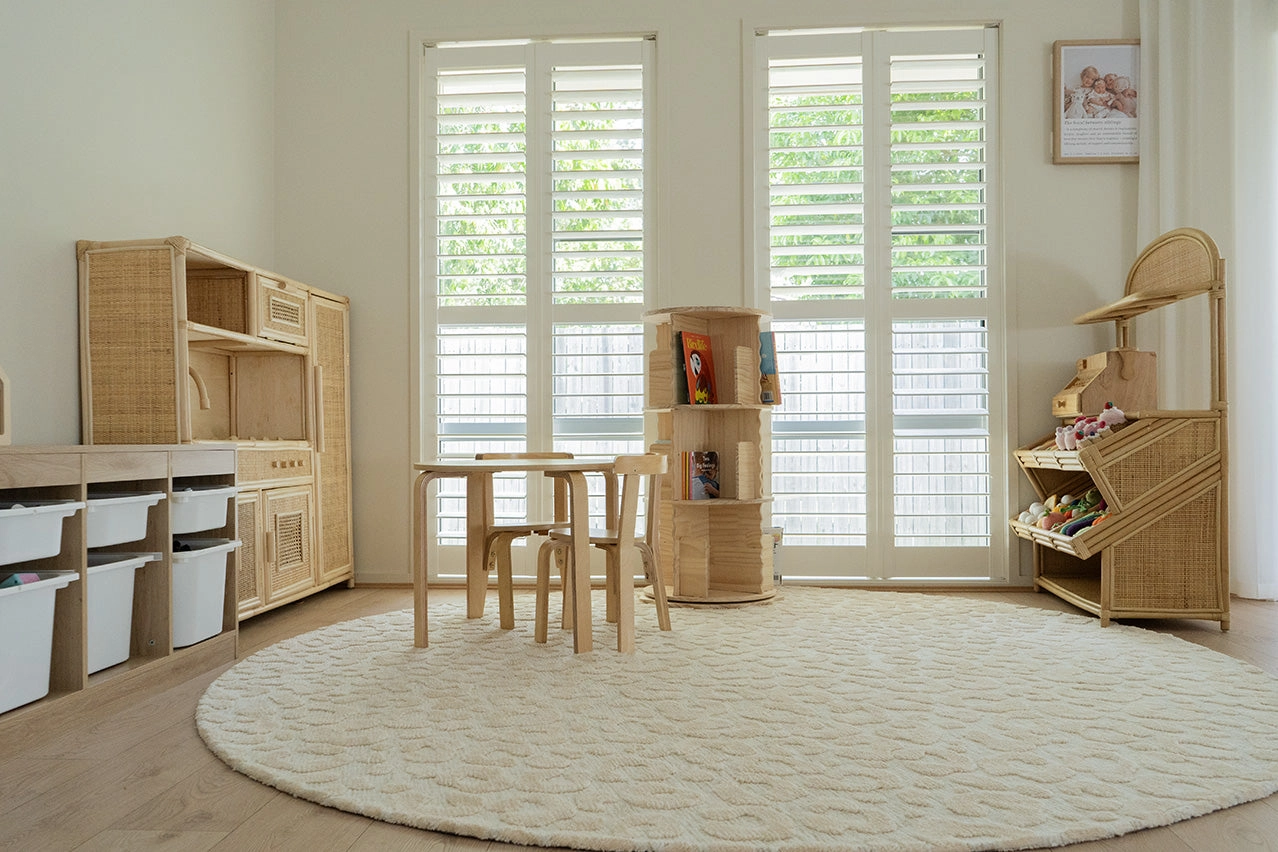 Sabbi Ivory and Cream Animal Pattern Round Rug *NO RETURNS UNLESS FAULTY