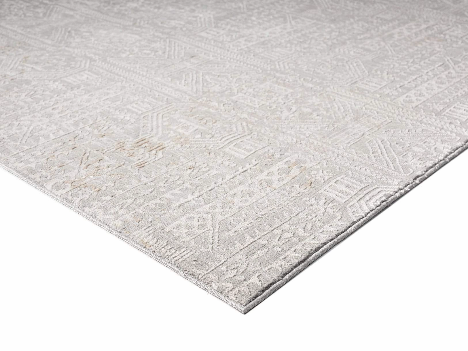 Satine Grey and Ivory Distressed Floral Tribal Rug *NO RETURNS UNLESS FAULTY