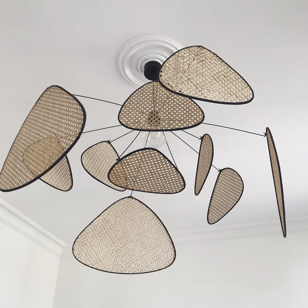 Screen Cannage Suspension