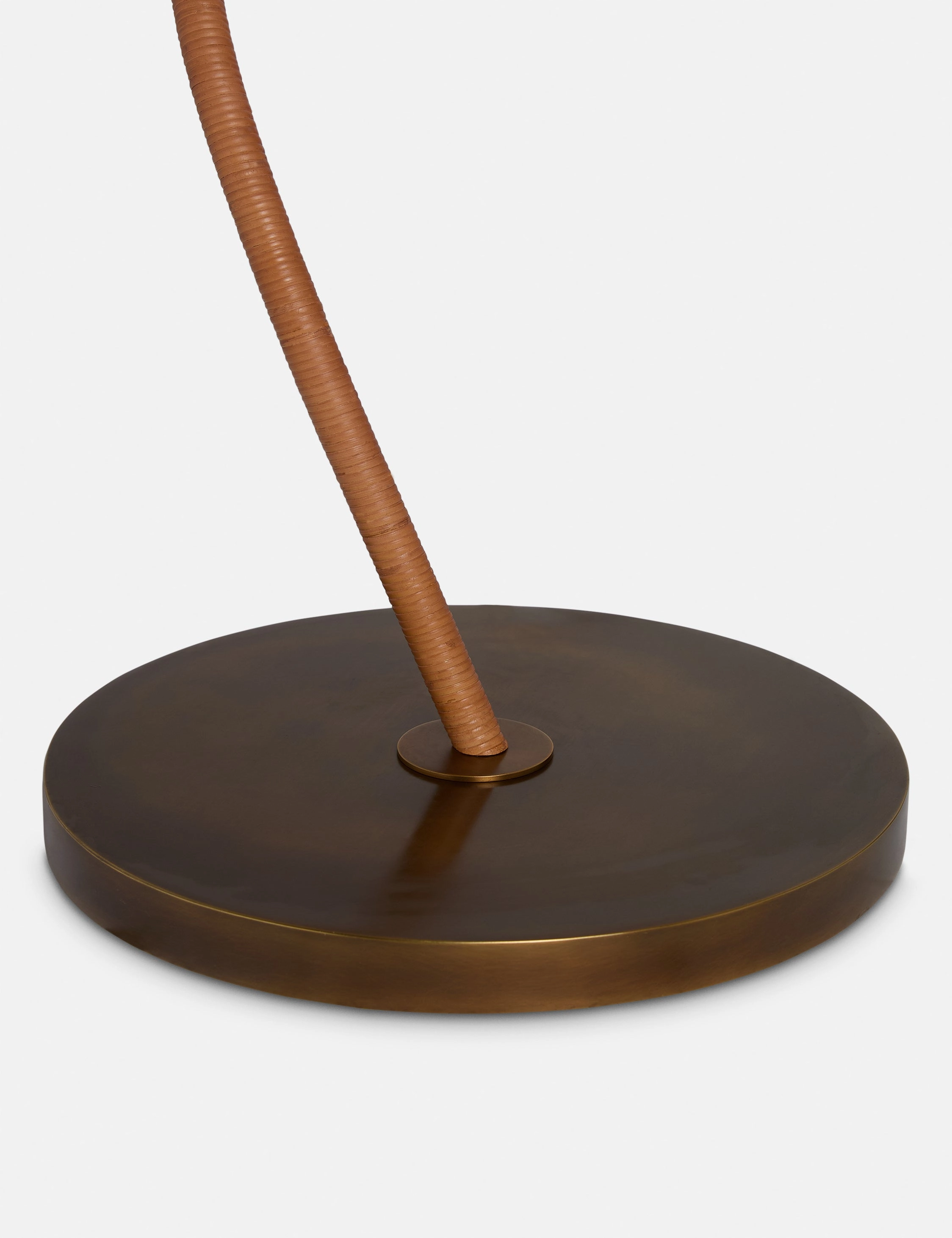 Senara Floor Lamp