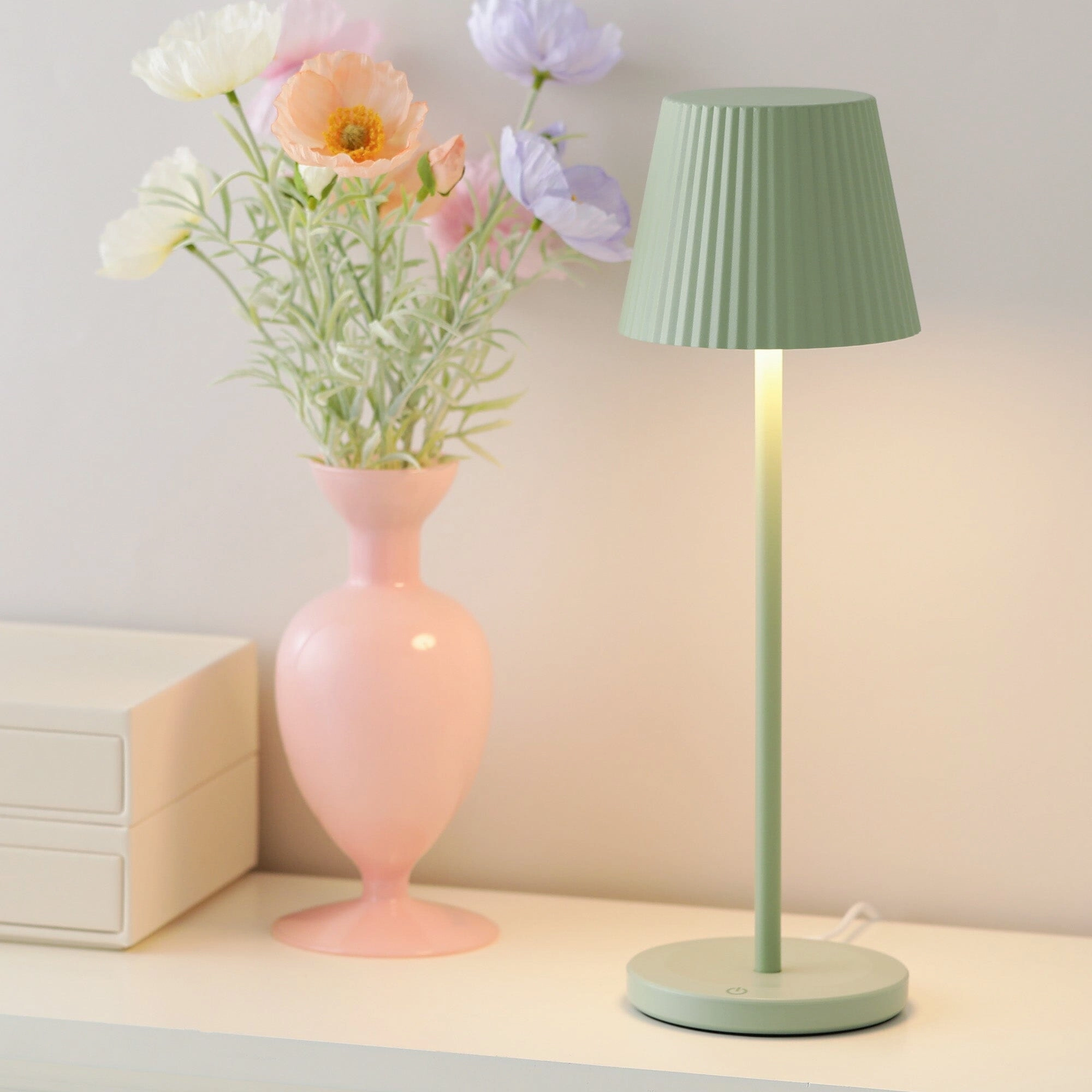 Shine On Lamp Green