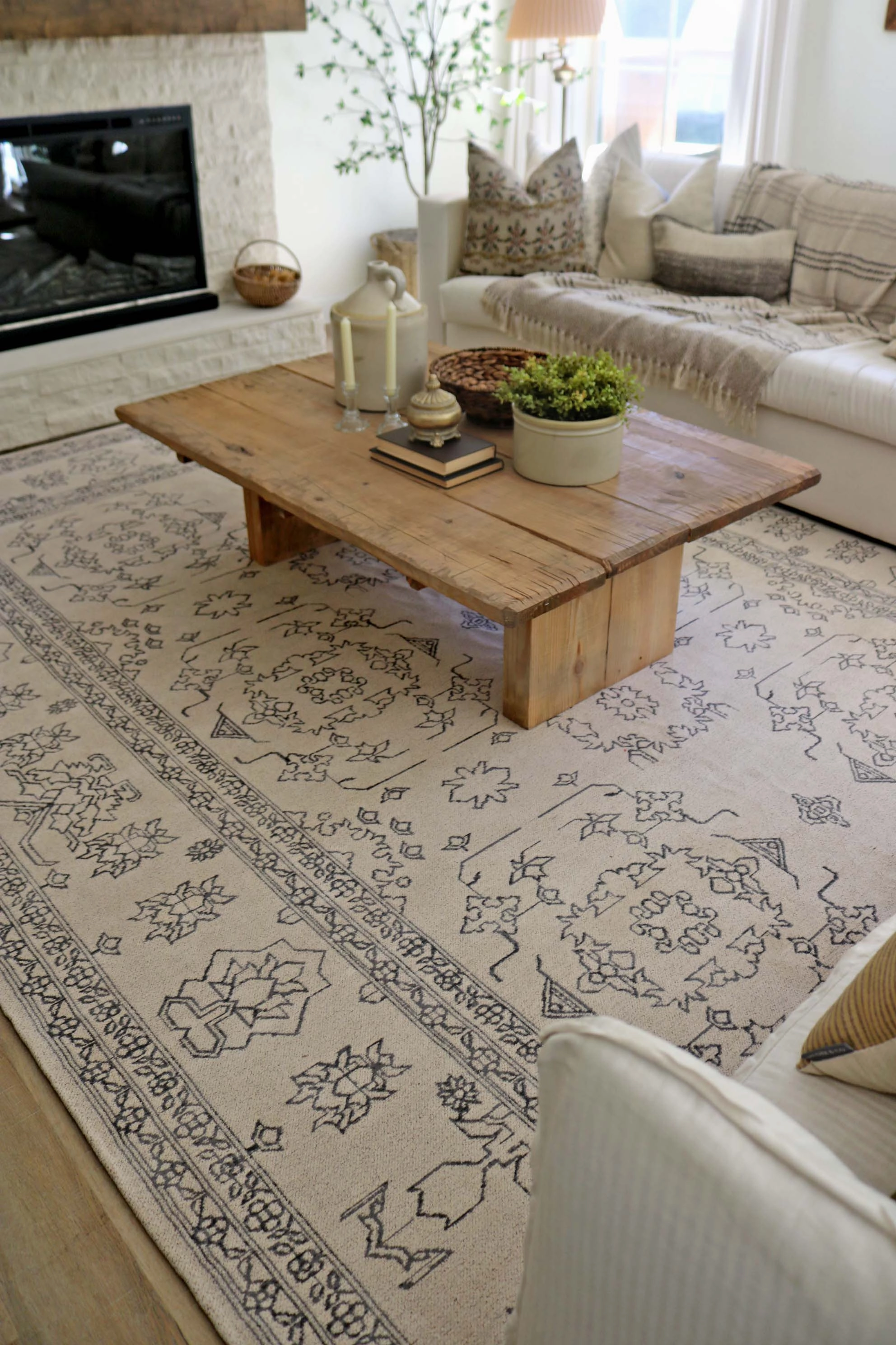 Sienna Beige and Black Scandi Pattern Rug *NO RETURNS UNLESS FAULTY