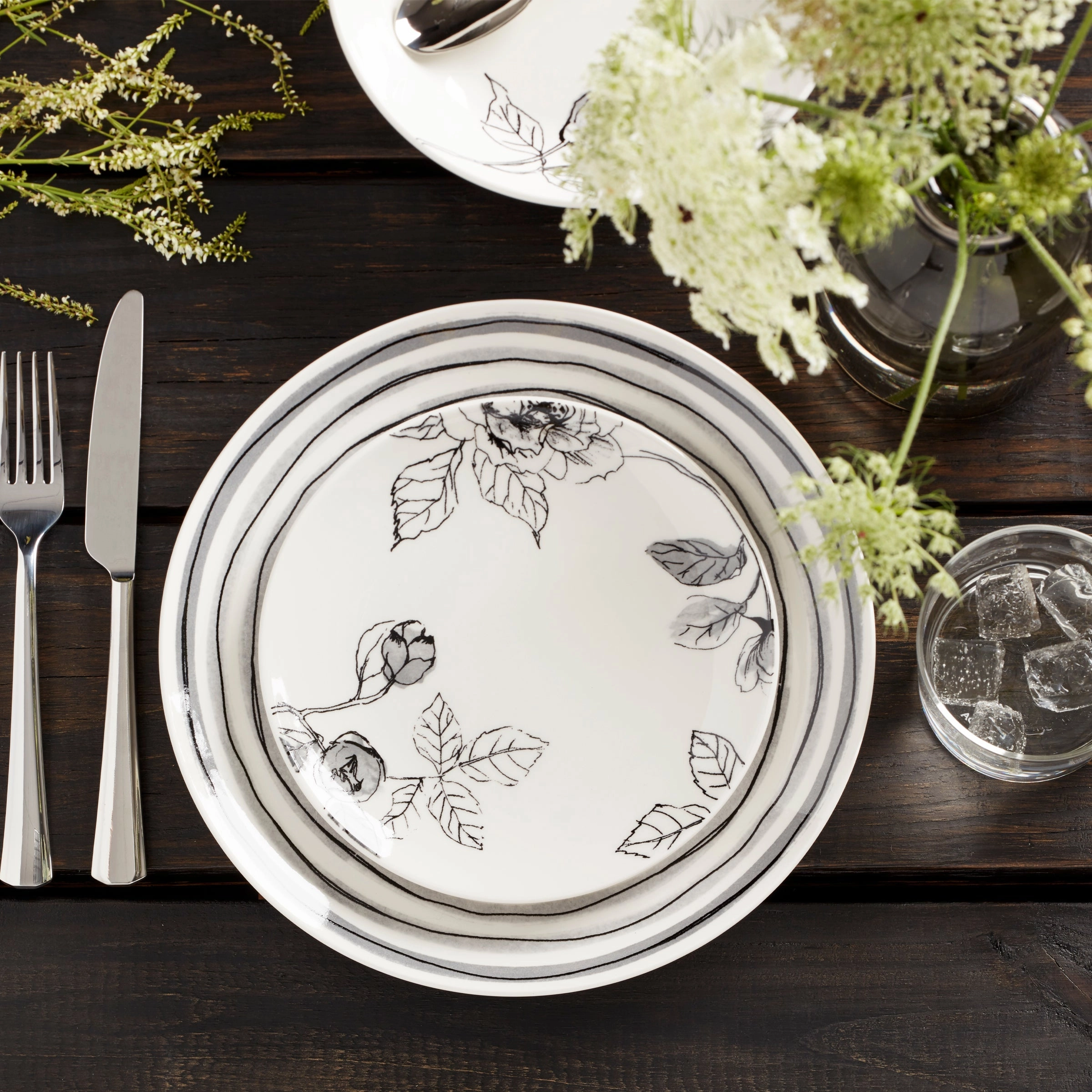 Sketchbook 12-Piece Dinnerware Set