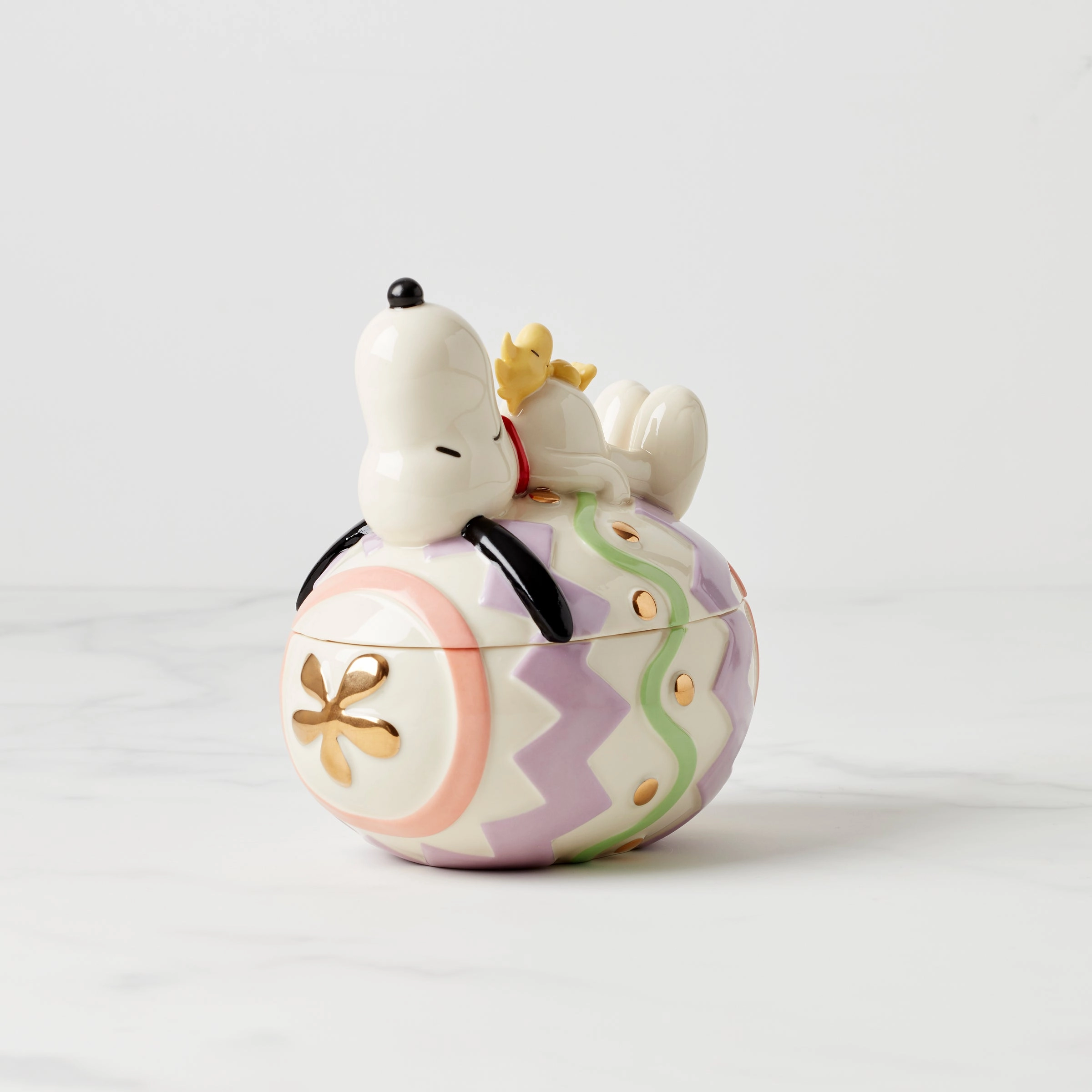 Snoopy Easter Covered Candy Dish