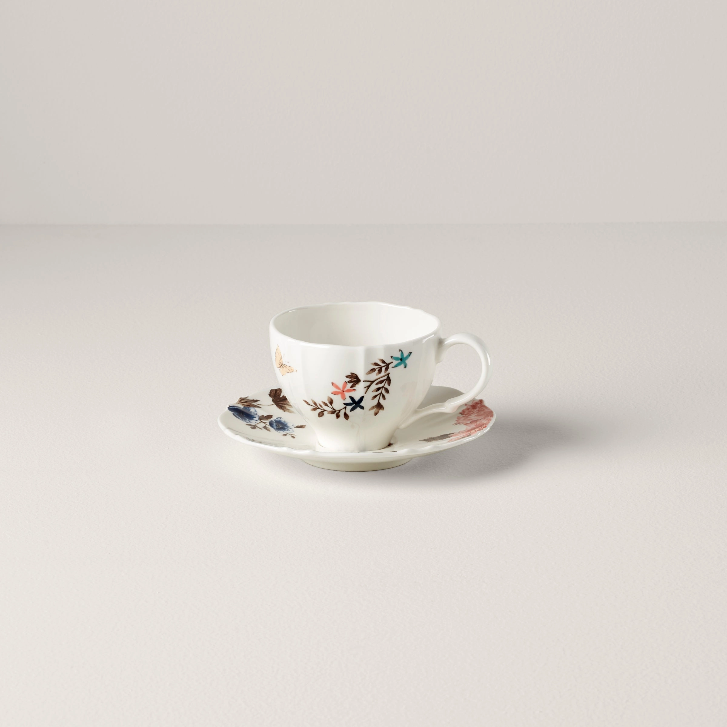 Sprig & Vine Teacup & Saucer - Whitemodern kitchen decor ,kitchen dinner set ,dinnerware 