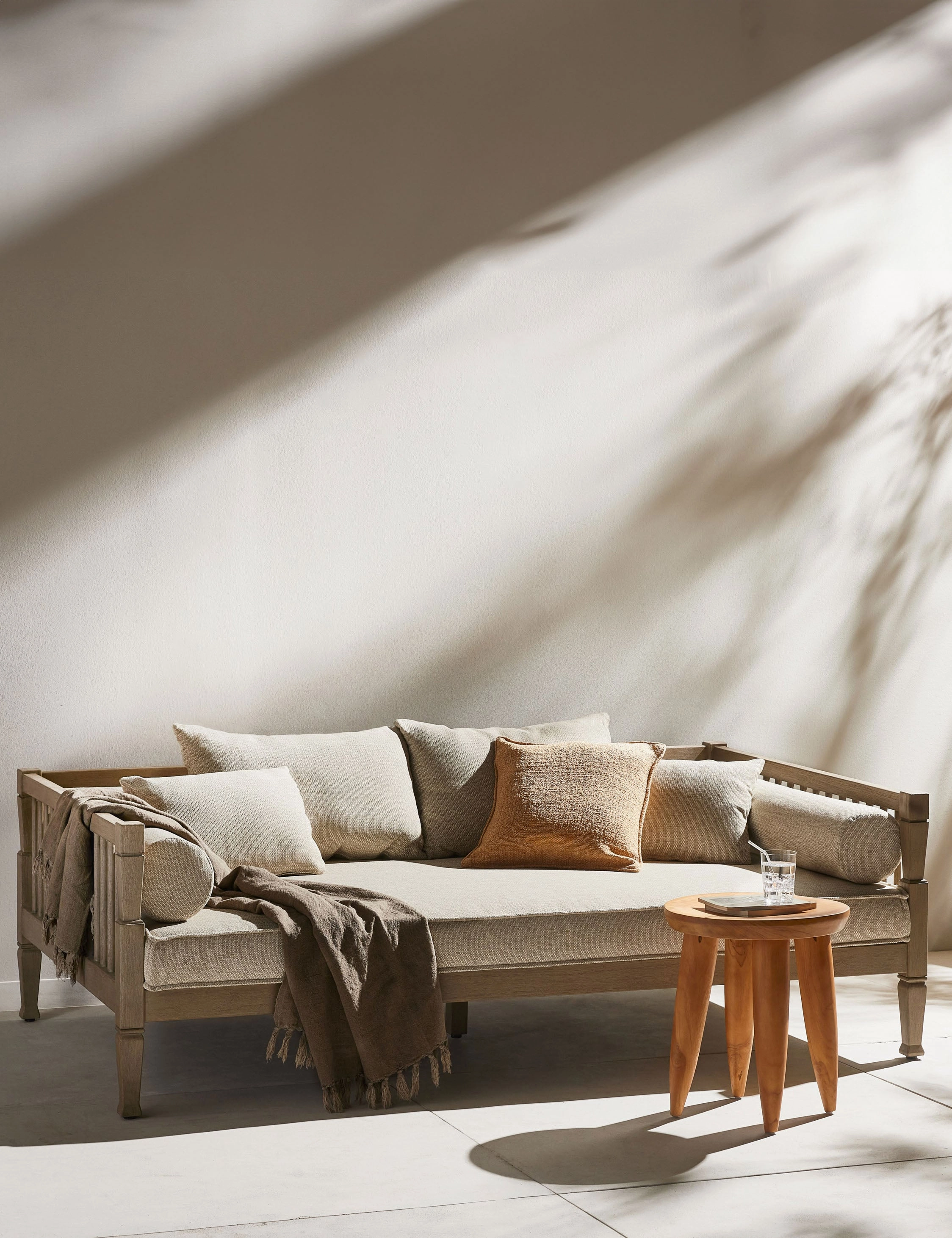 Stratton Indoor / Outdoor Daybed