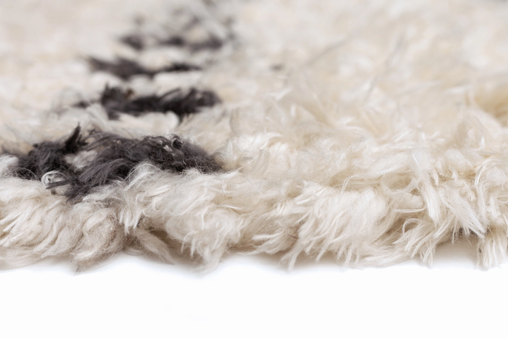 Tabitha Cream & Black Tribal Shag Rug *NO RETURNS UNLESS FAULTY