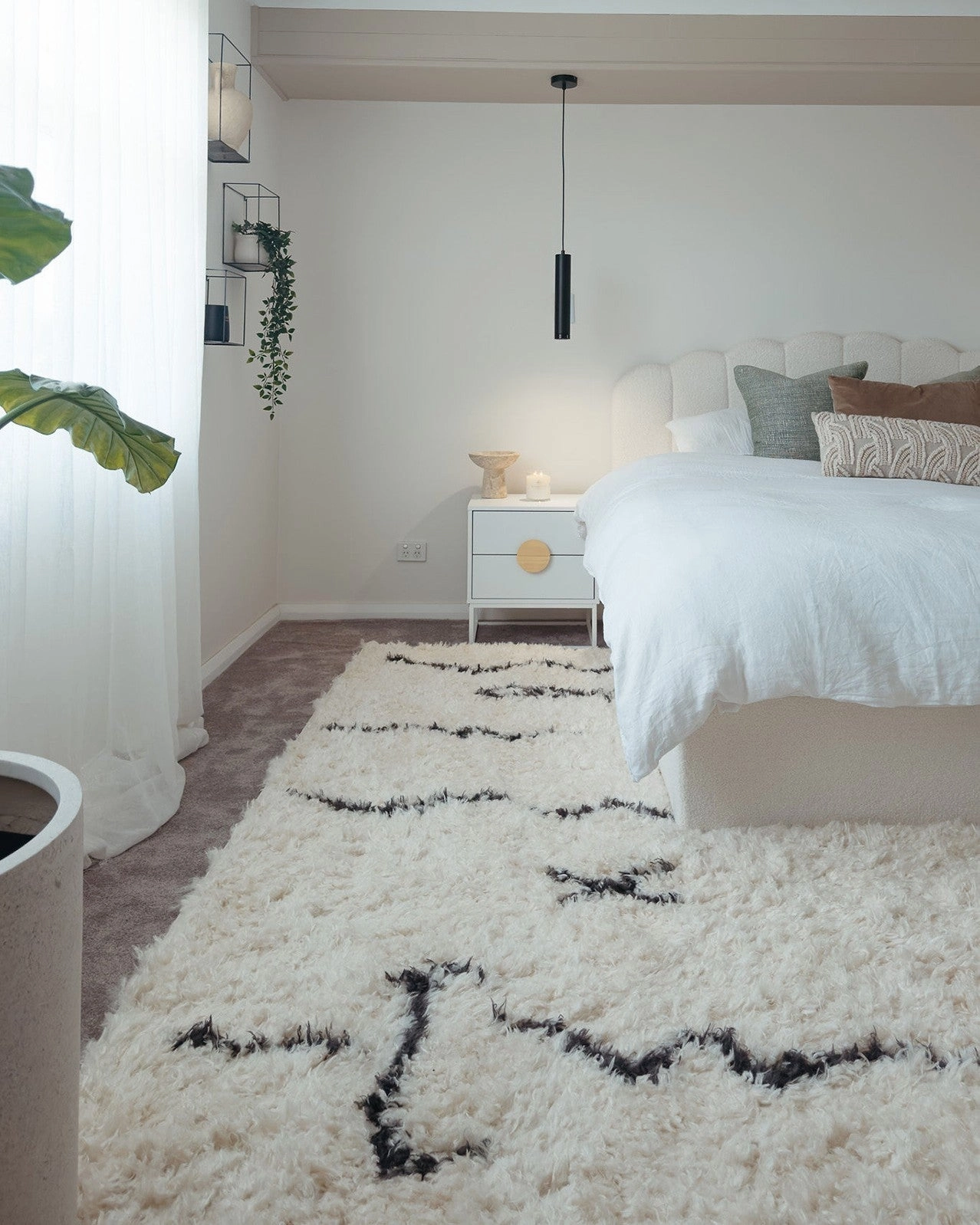 Tabitha Cream & Black Tribal Shag Rug *NO RETURNS UNLESS FAULTY