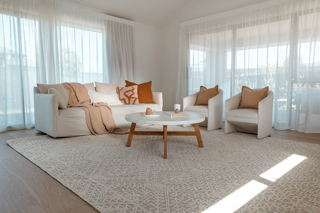 Takalo Beige and Ivory Textured Tribal Rug *NO RETURNS UNLESS FAULTY