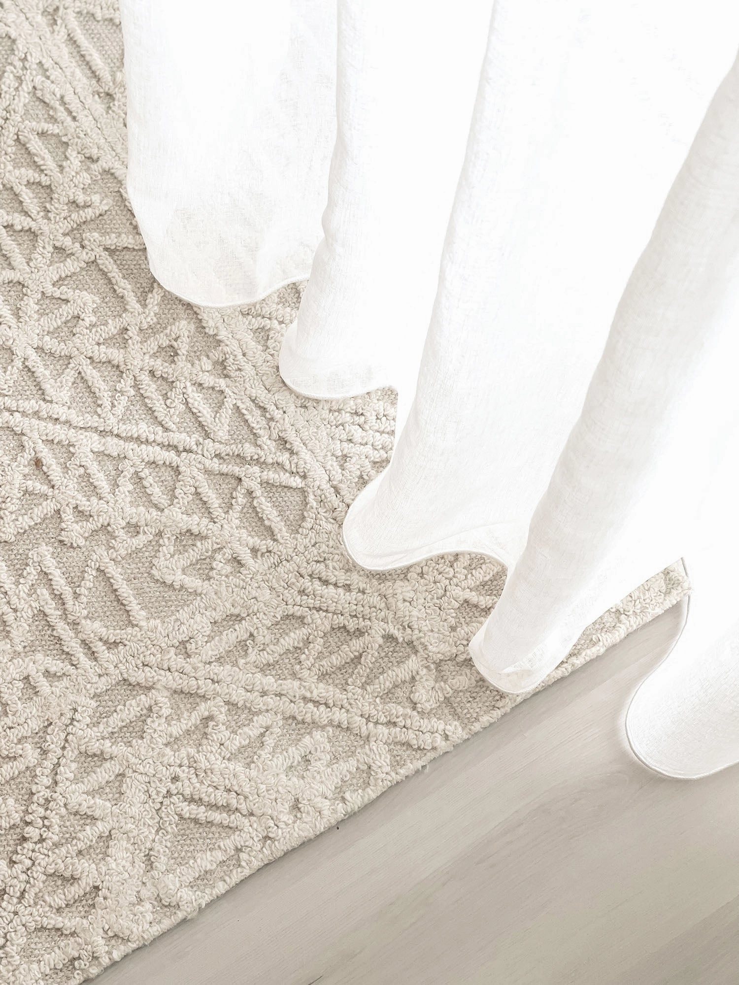 Takalo Beige and Ivory Textured Tribal Rug *NO RETURNS UNLESS FAULTY