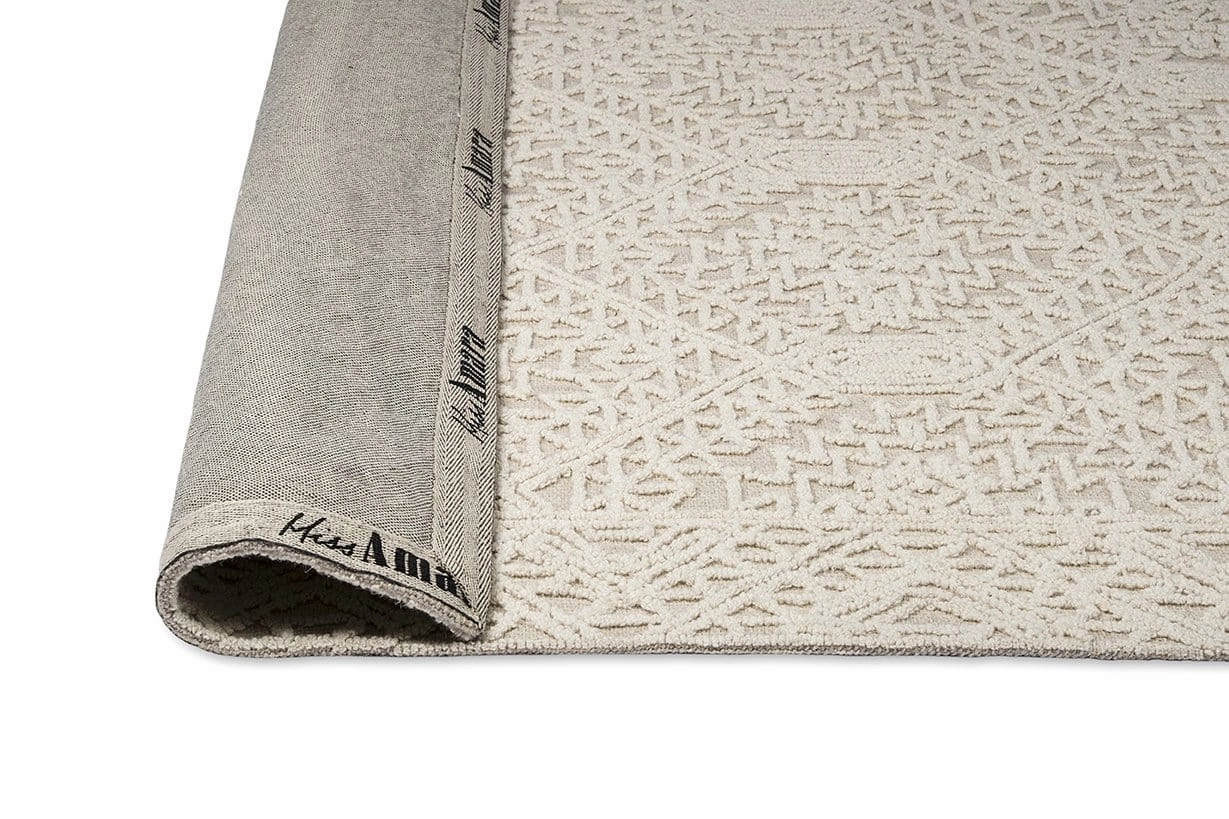 Takalo Beige and Ivory Textured Tribal Rug *NO RETURNS UNLESS FAULTY