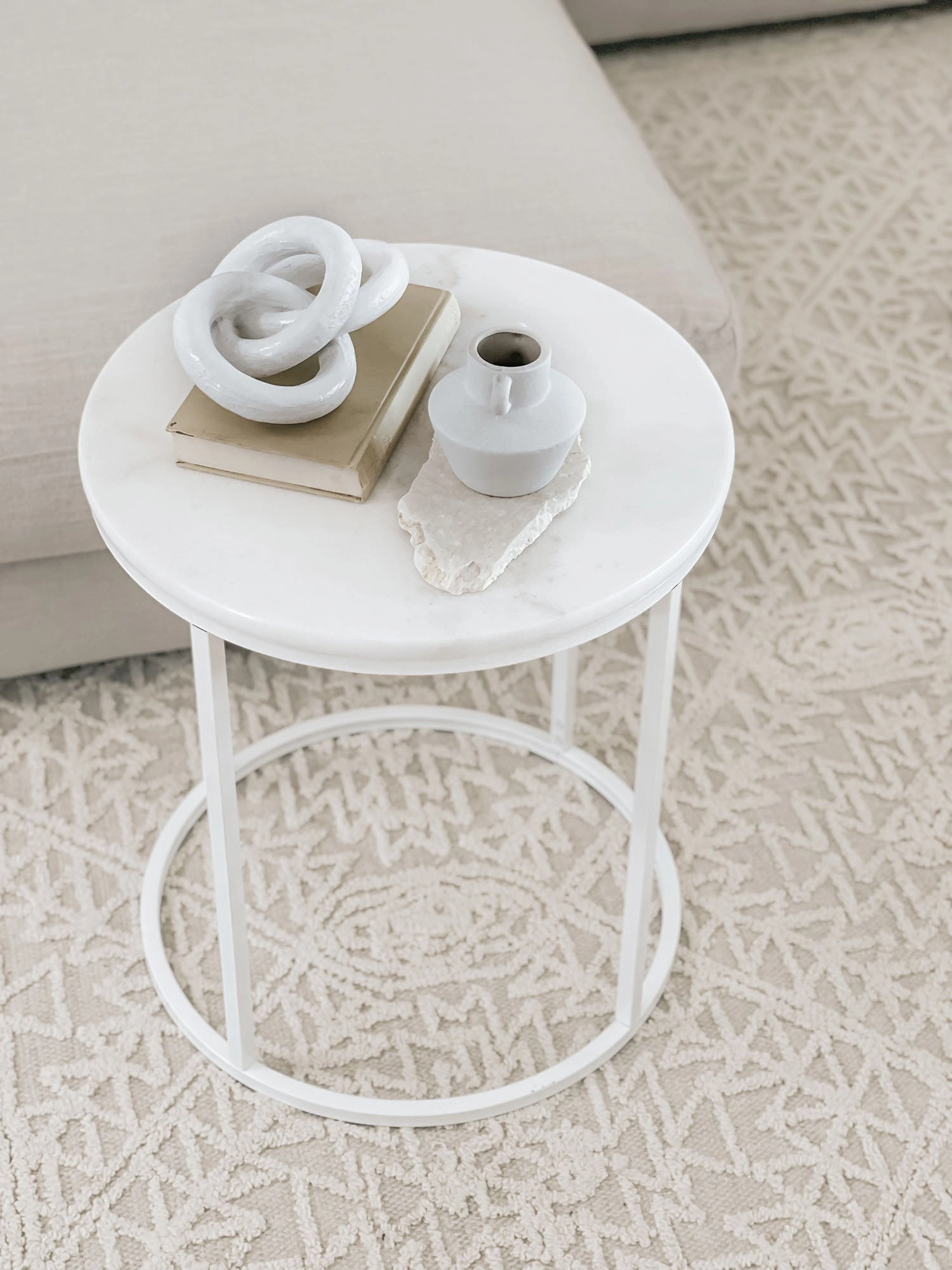 Takalo Beige and Ivory Textured Tribal Rug *NO RETURNS UNLESS FAULTY