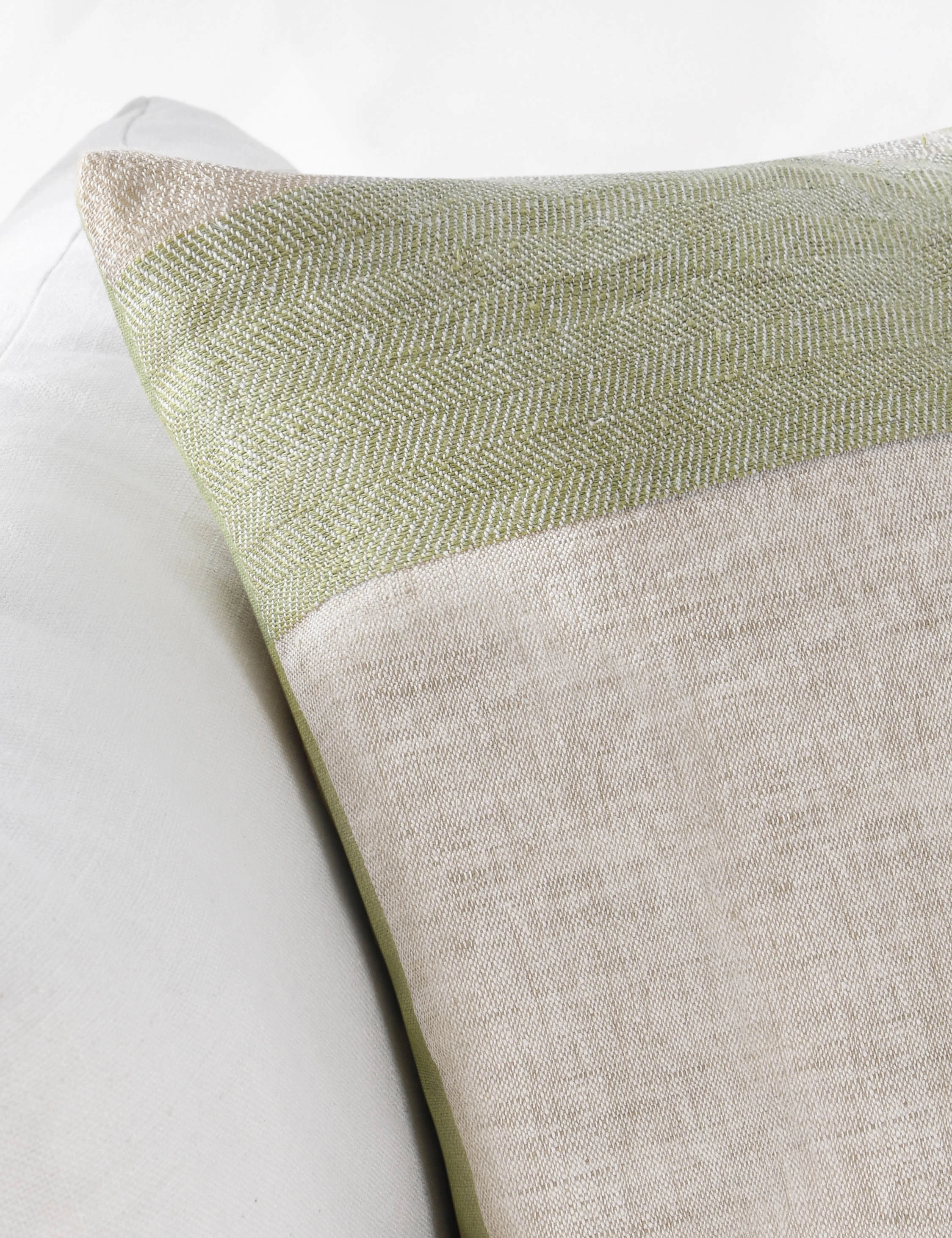 Tamara Linen Pillow