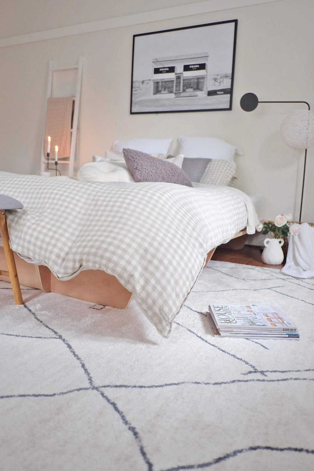 Taryn Grey and Ivory Abstract Tribal Rug *NO RETURNS UNLESS FAULTY