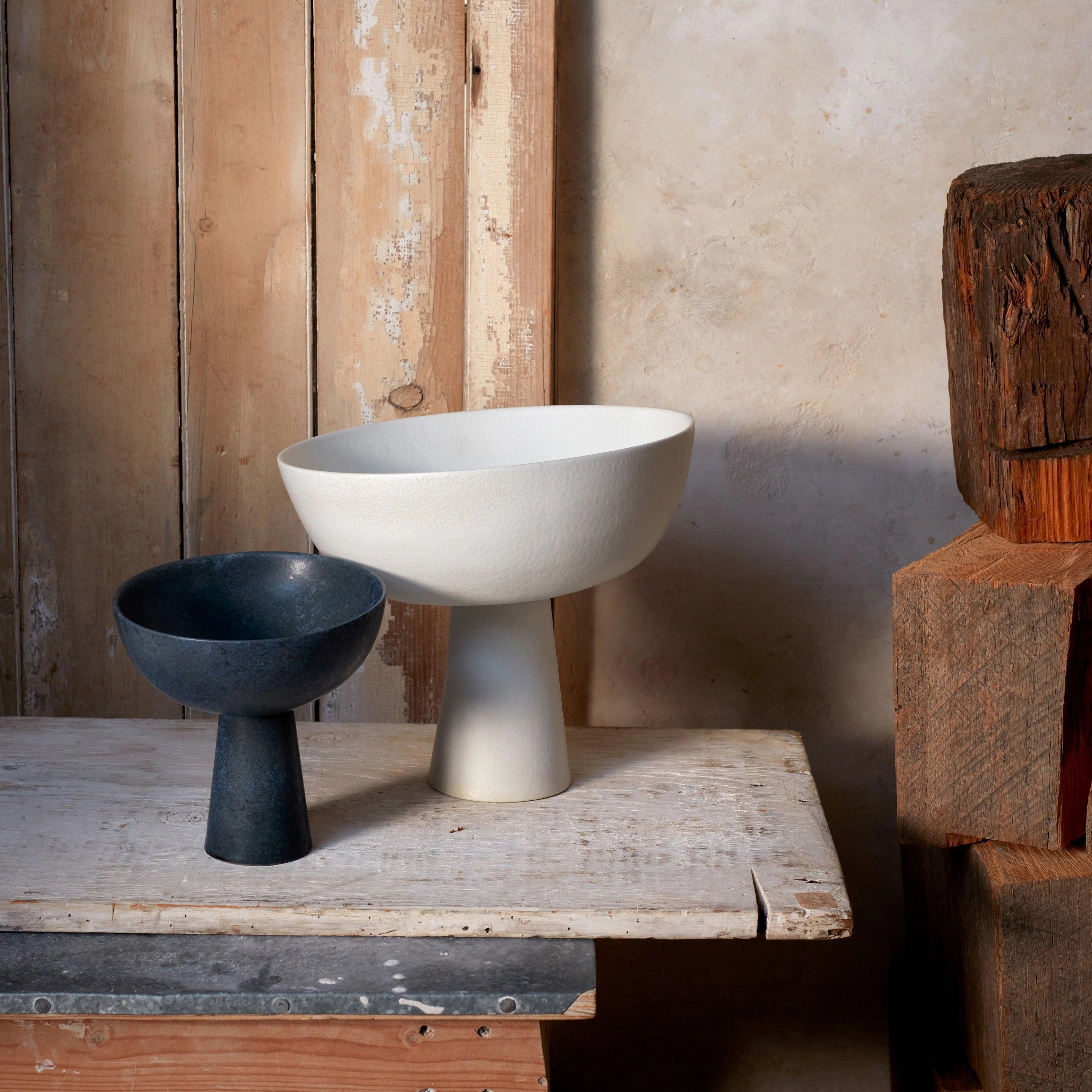 Terra Bowl on Stand - Small - Aged Iron