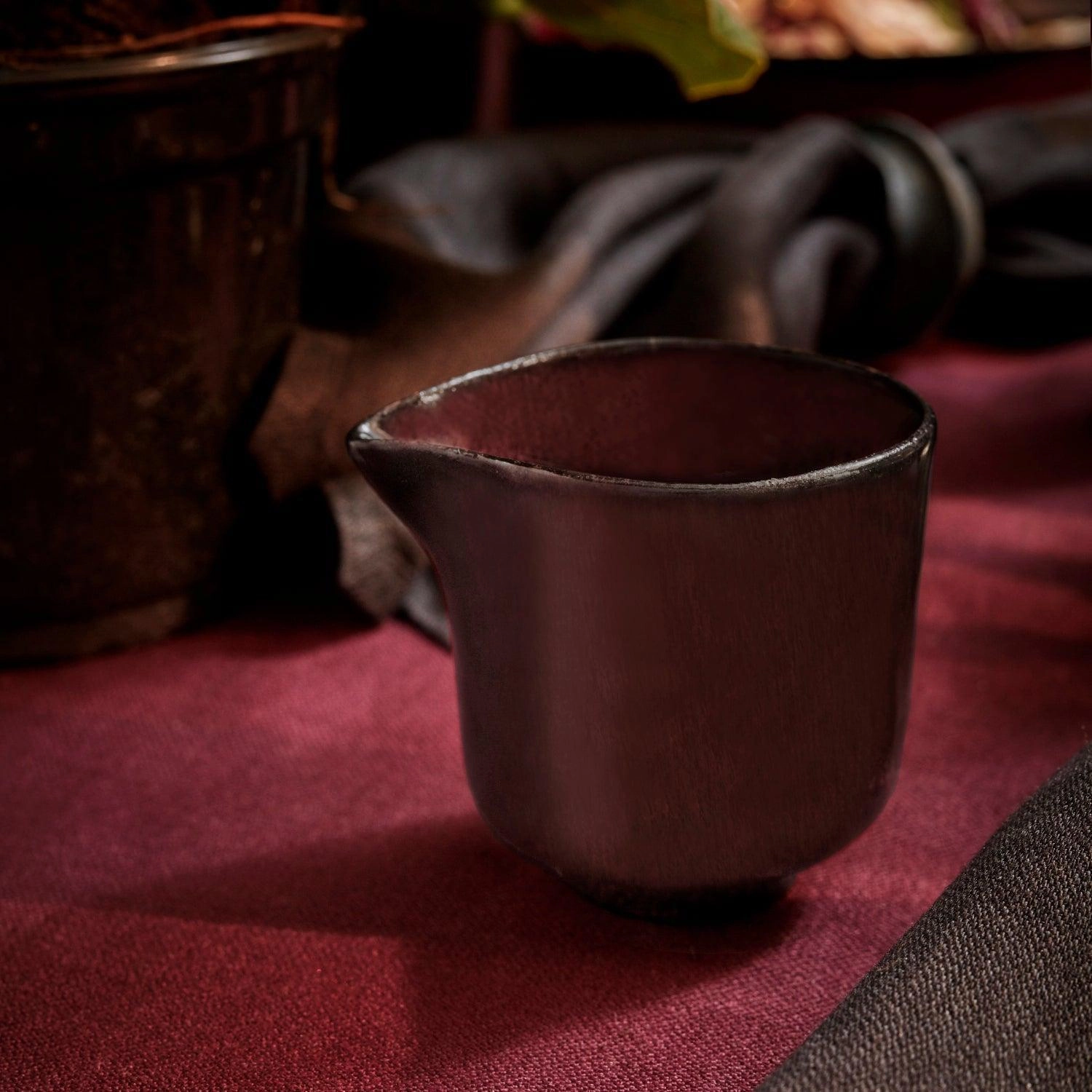 Terra Sauce Server - Wine