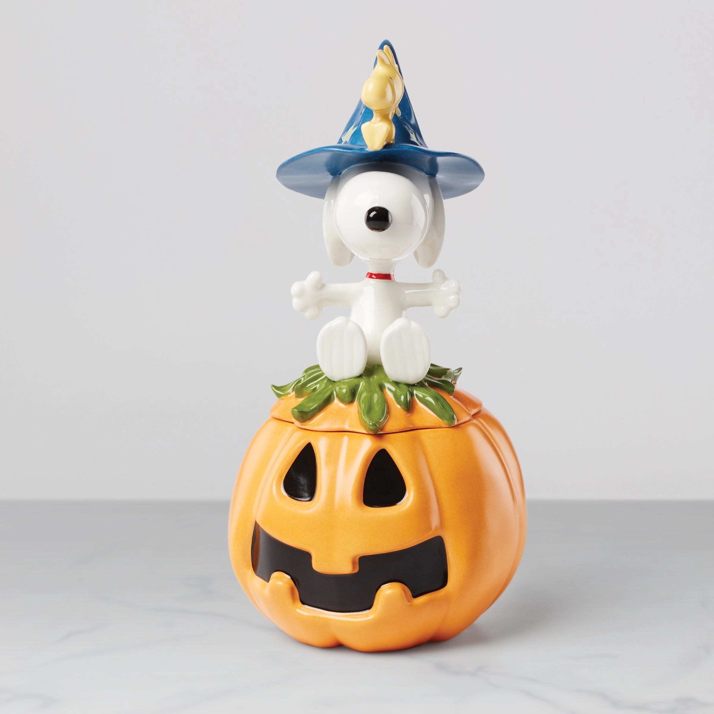 The Great Pumpkin Covered Candy Dishafternoon tea dessert tray