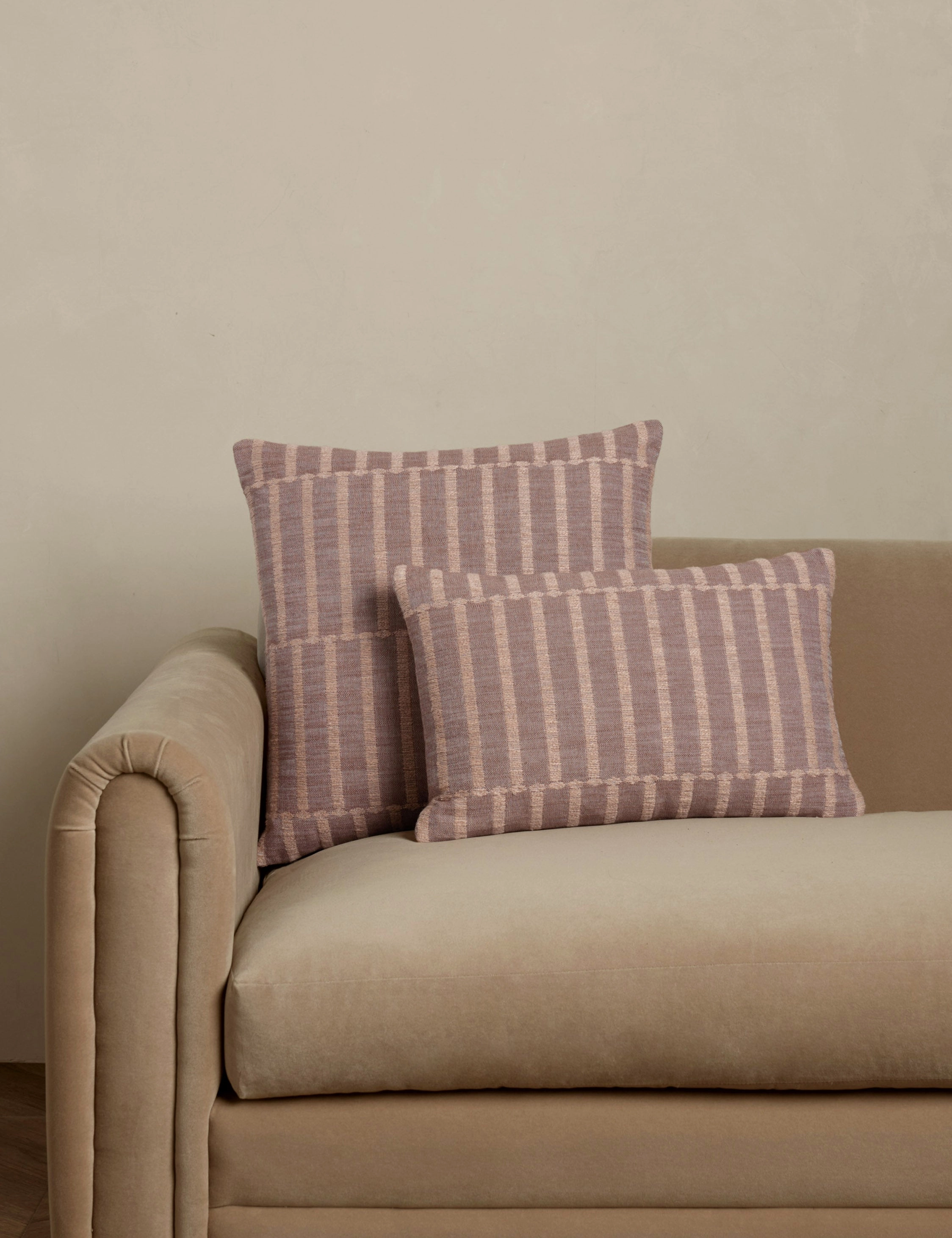 Thisbe Pillow