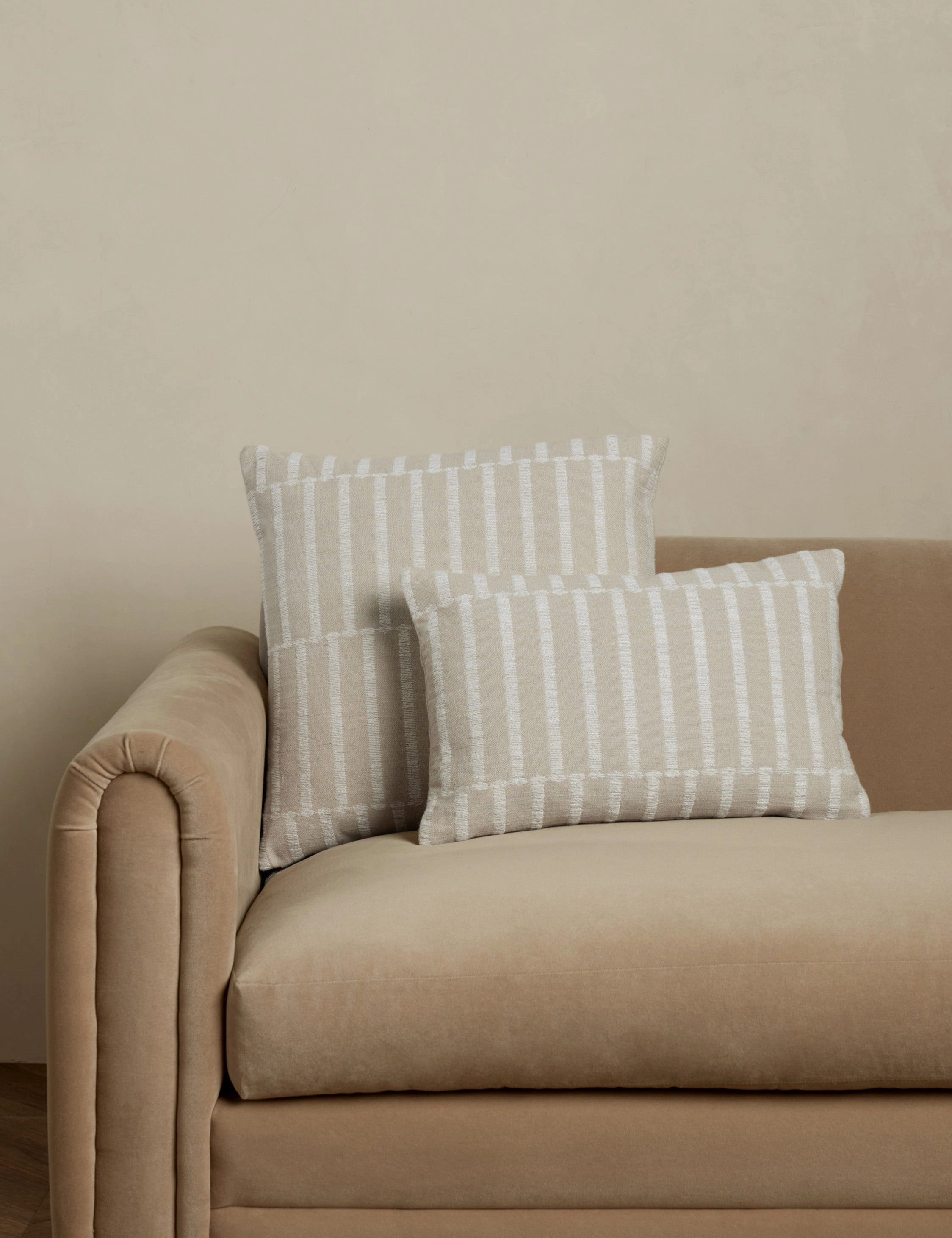 Thisbe Pillow