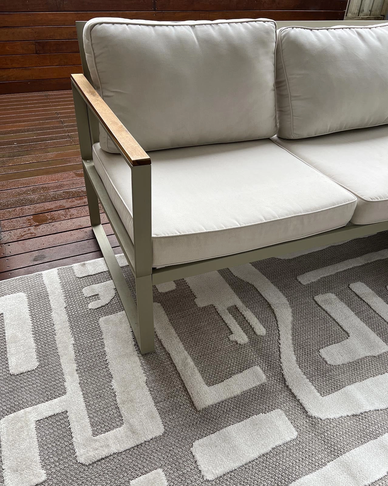 Tilly Beige and Ivory Tribal Indoor Outdoor Rug *NO RETURNS UNLESS FAULTY