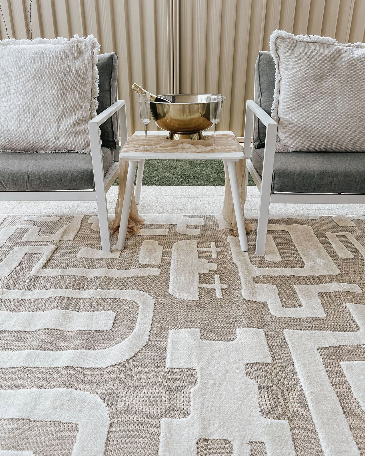 Tilly Beige and Ivory Tribal Indoor Outdoor Rug *NO RETURNS UNLESS FAULTY