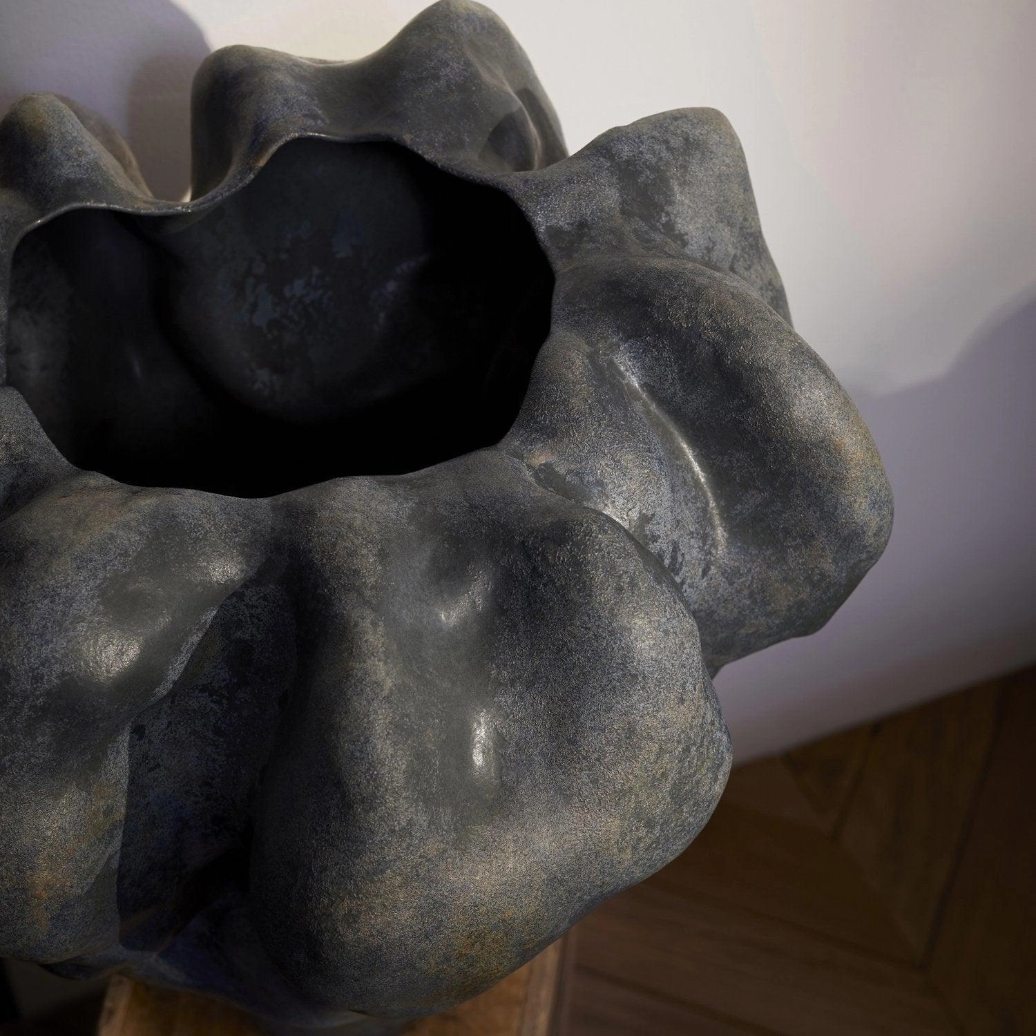 Timna Vase - Short - Aged Iron