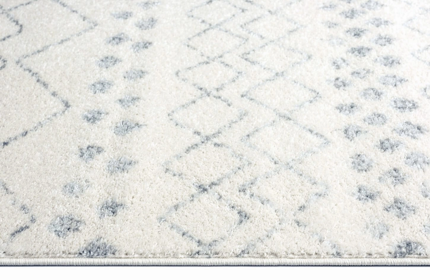 Toni Ivory and Grey Tribal Diamond Rug