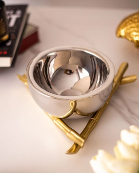 Triangle Serving Bowlmodern kitchen decor ,kitchen dinner set ,dinnerware 