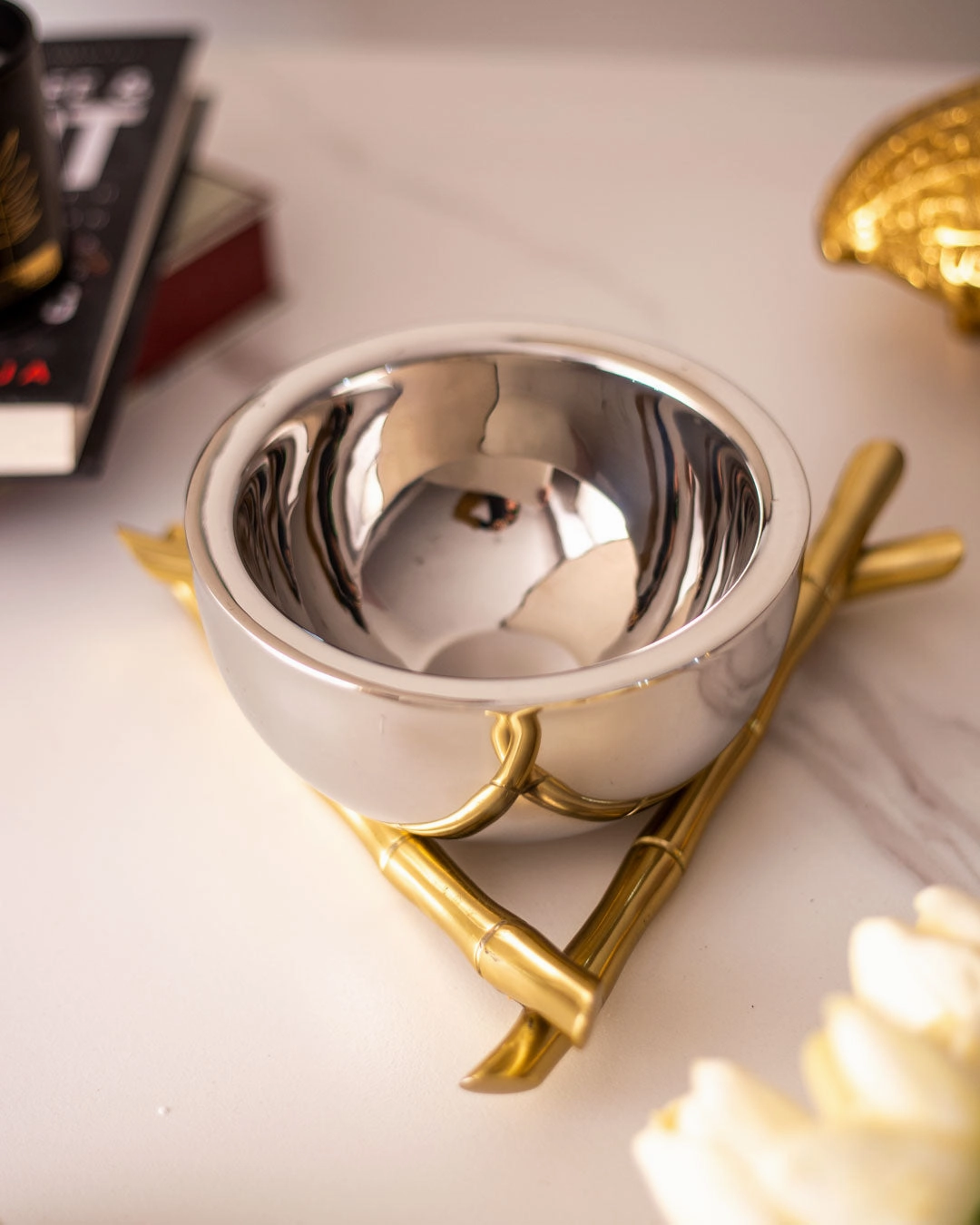 Triangle Serving Bowlmodern kitchen decor ,kitchen dinner set ,dinnerware 