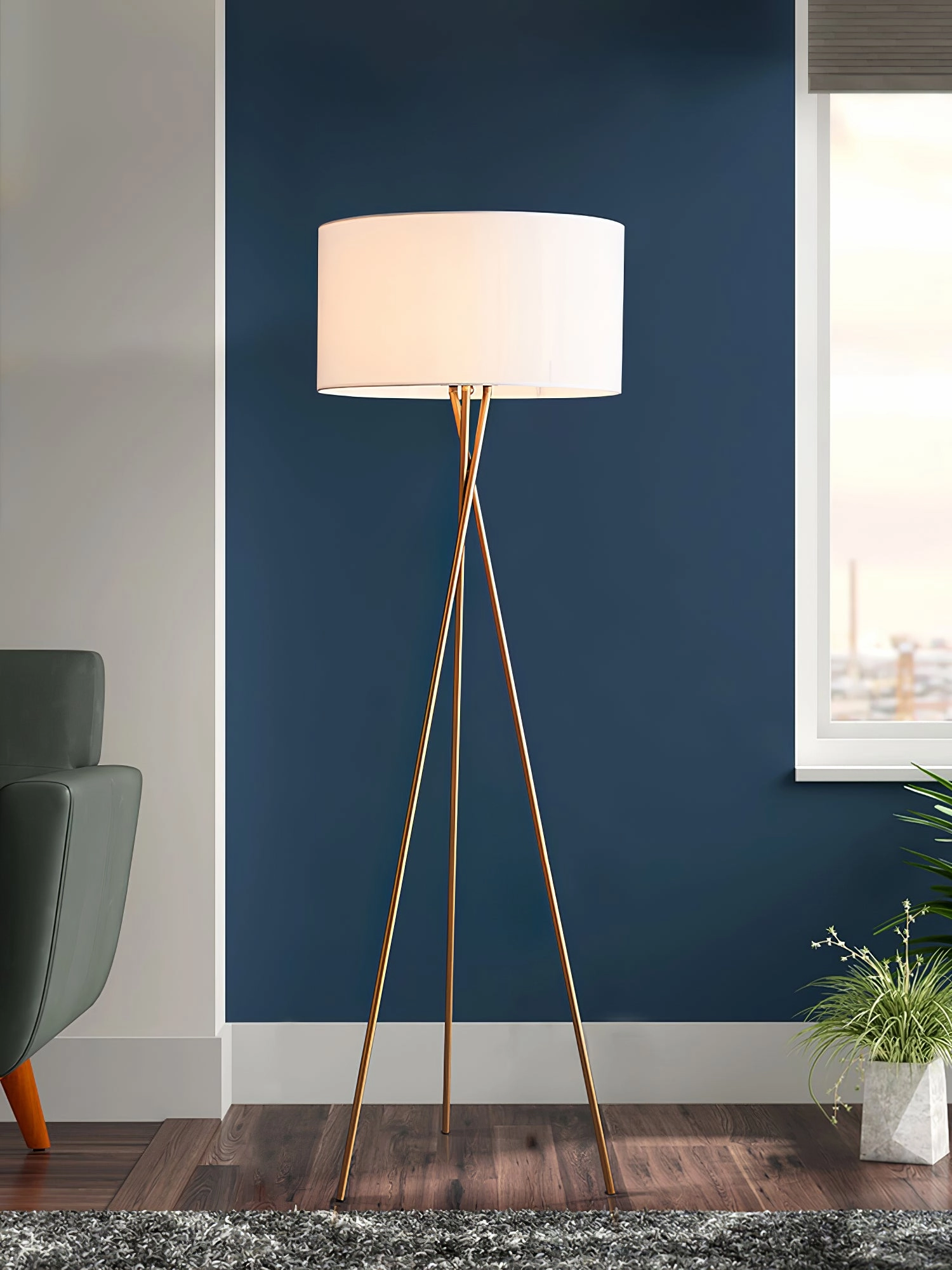 Tripod Grace Floor Lamp