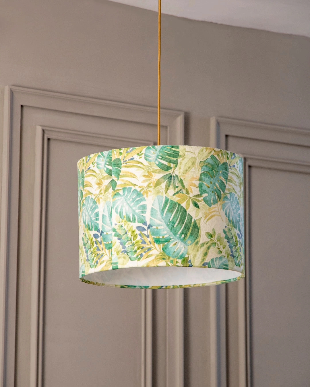 Tropical Leaf Round Shade Pendant Light