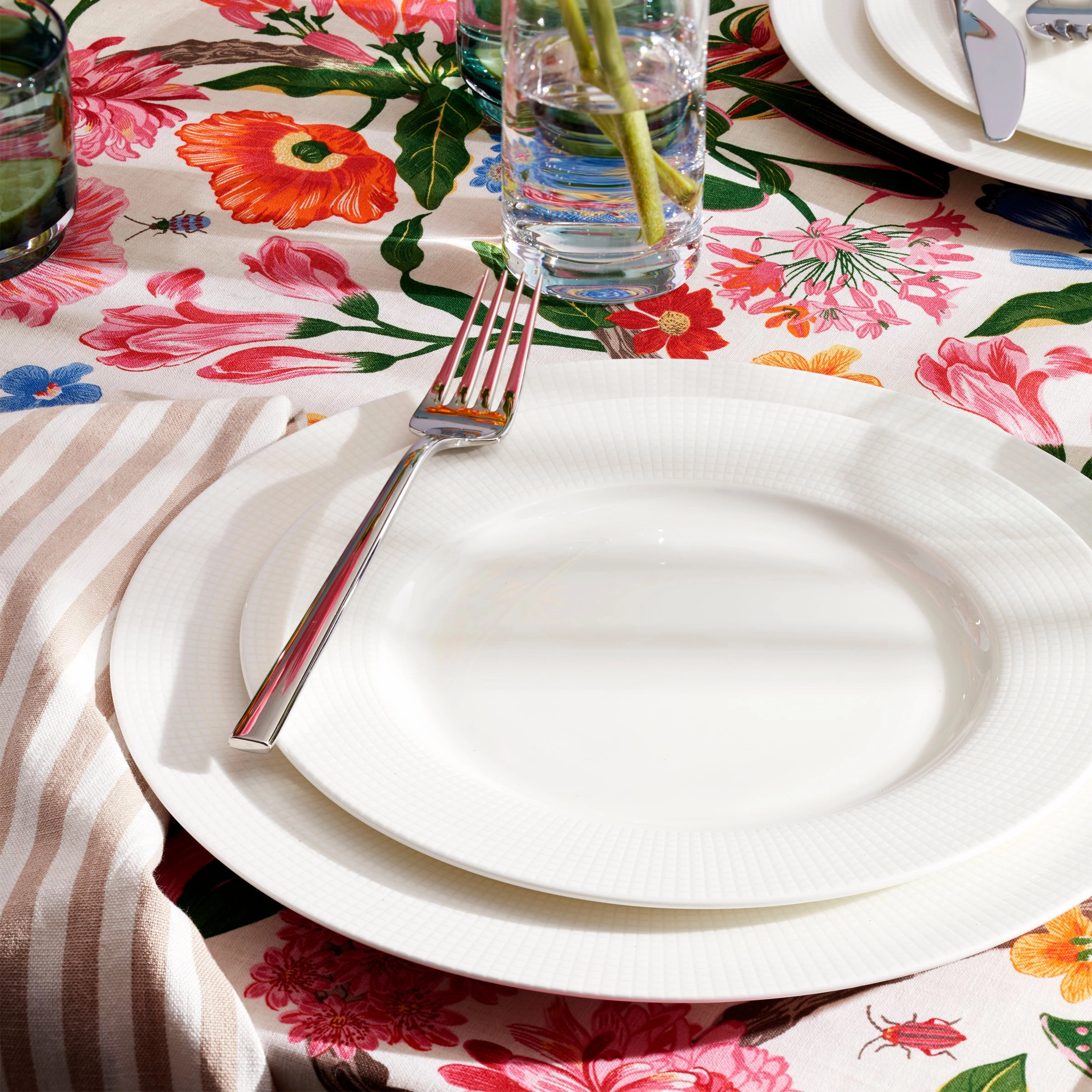 Tuscany Classics Accent Plates - Buy 4 Get 6