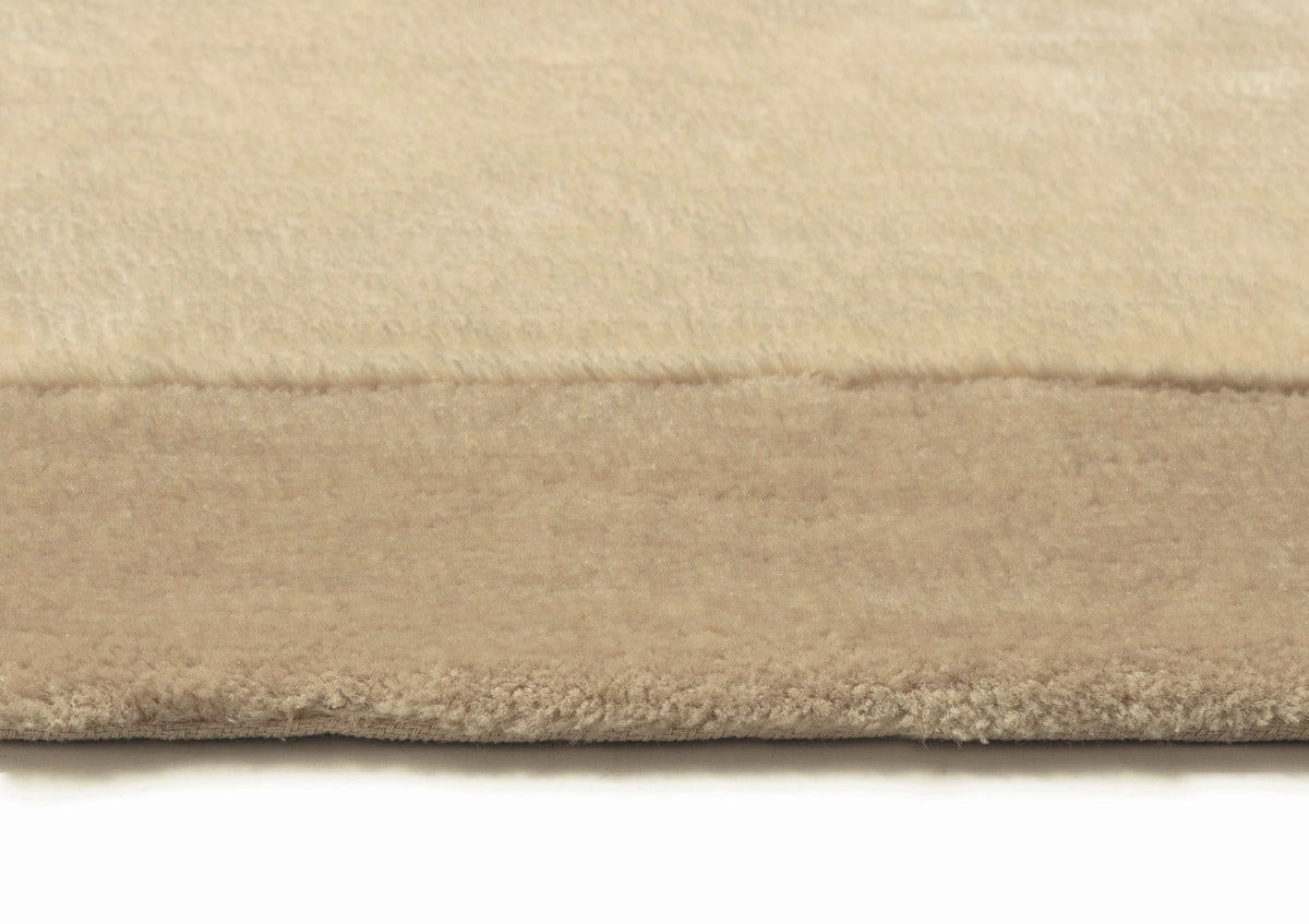 Verity Beige Bordered Shag Rug