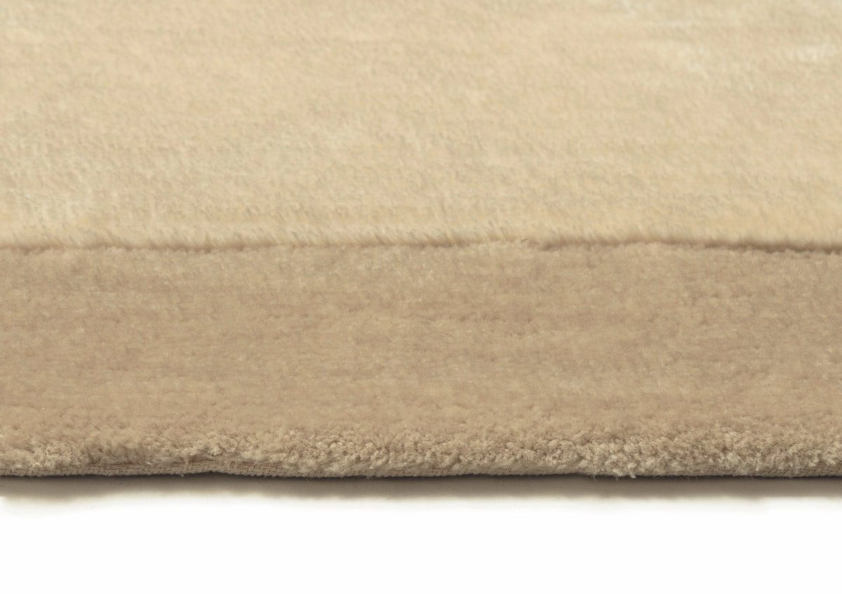 Verity Beige Bordered Shag Rug