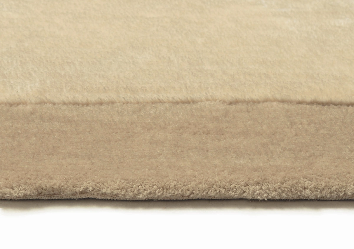 Verity Beige Bordered Shag Rug