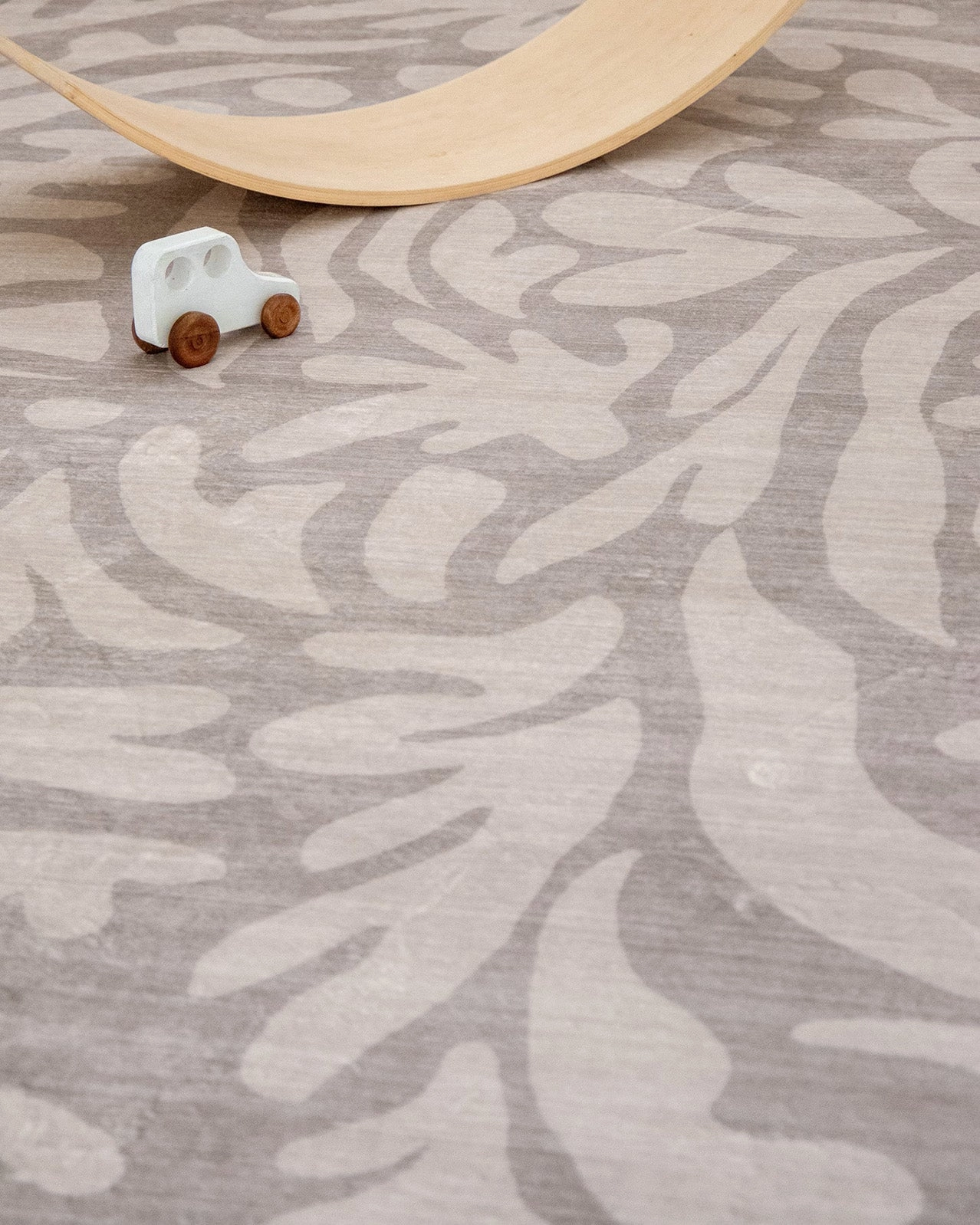 Viki Grey Beige Leaves Rollie Pollie Round Playmat
