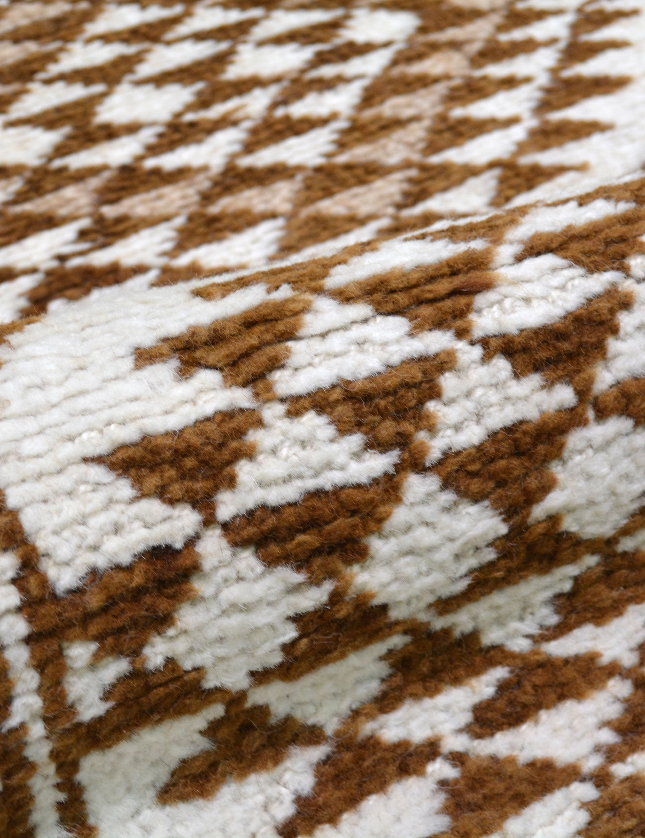 Vintage Turkish Hand-Knotted Wool Runner Rug No. 269, 2'7" x 11'8"