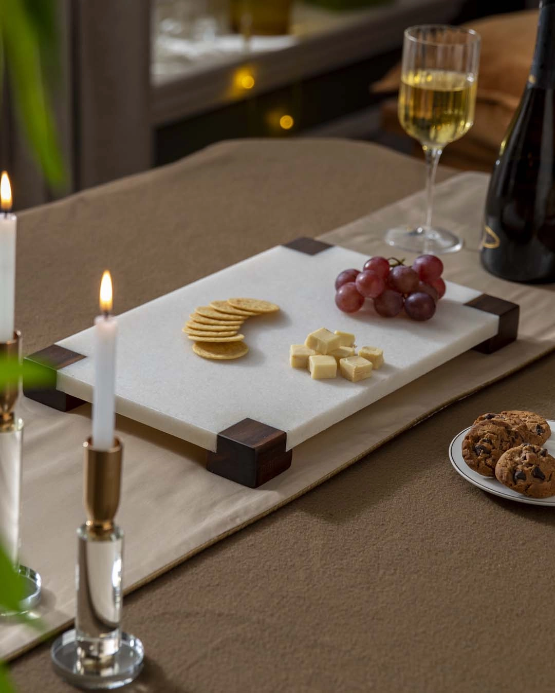 White Marble Appetizer Serving Tray - Rectangularmodern kitchen decor ,kitchen dinner set ,dinnerware 