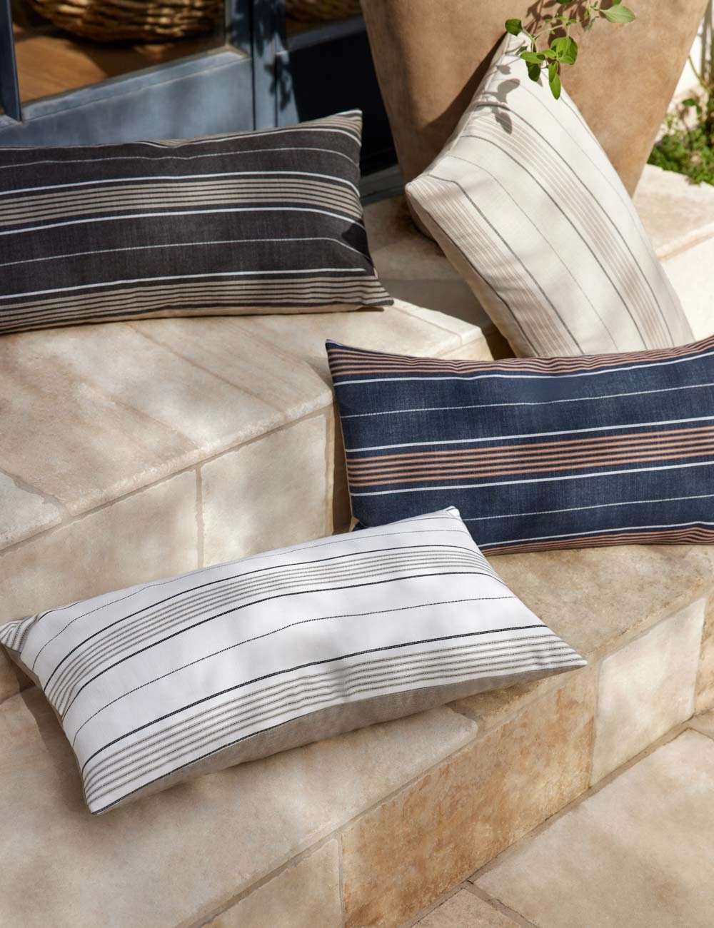 Whitehaven Indoor / Outdoor Pillow