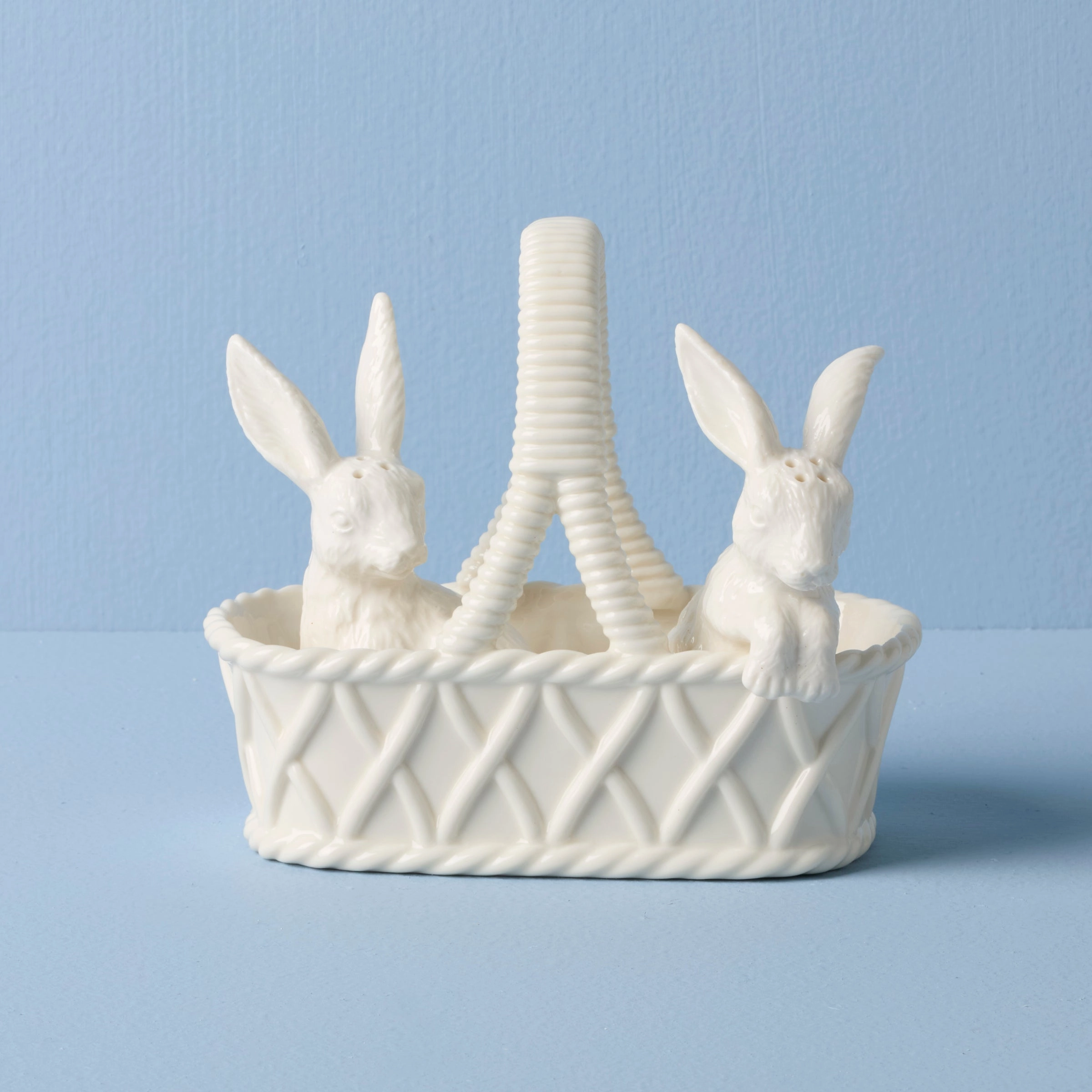 Wicker Creek Bunny Salt & Pepper Setmodern kitchen decor ,kitchen dinner set ,dinnerware 