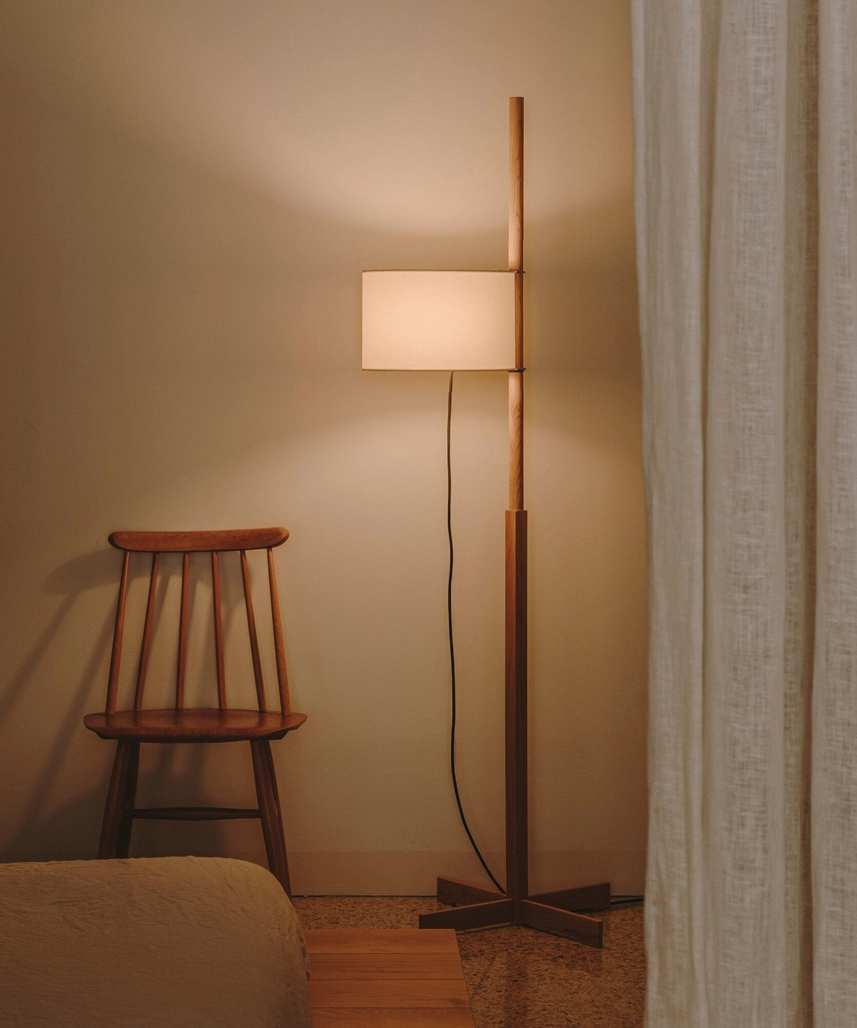 Wood Tmm Floor Lamp