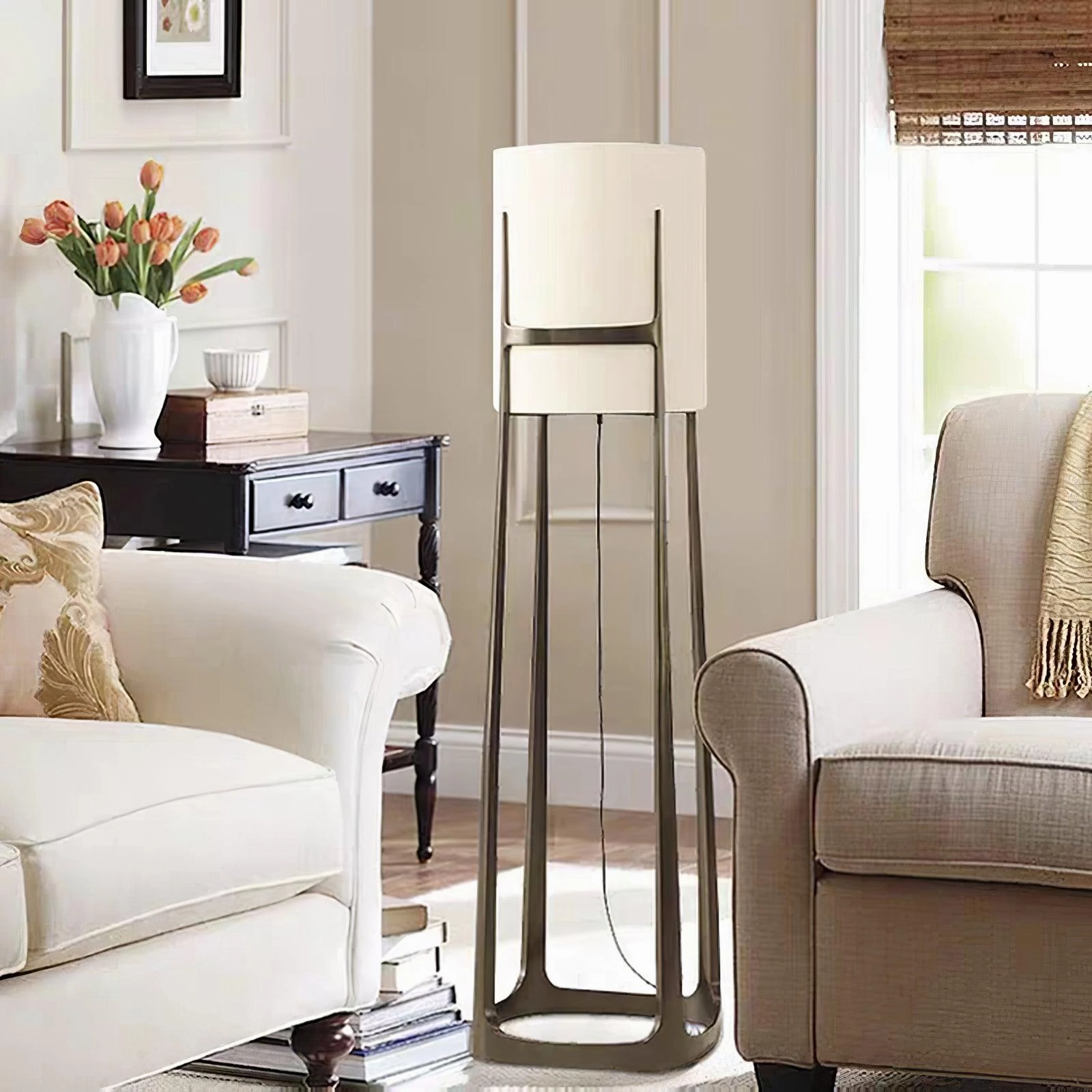 X L 04 Floor Lamp