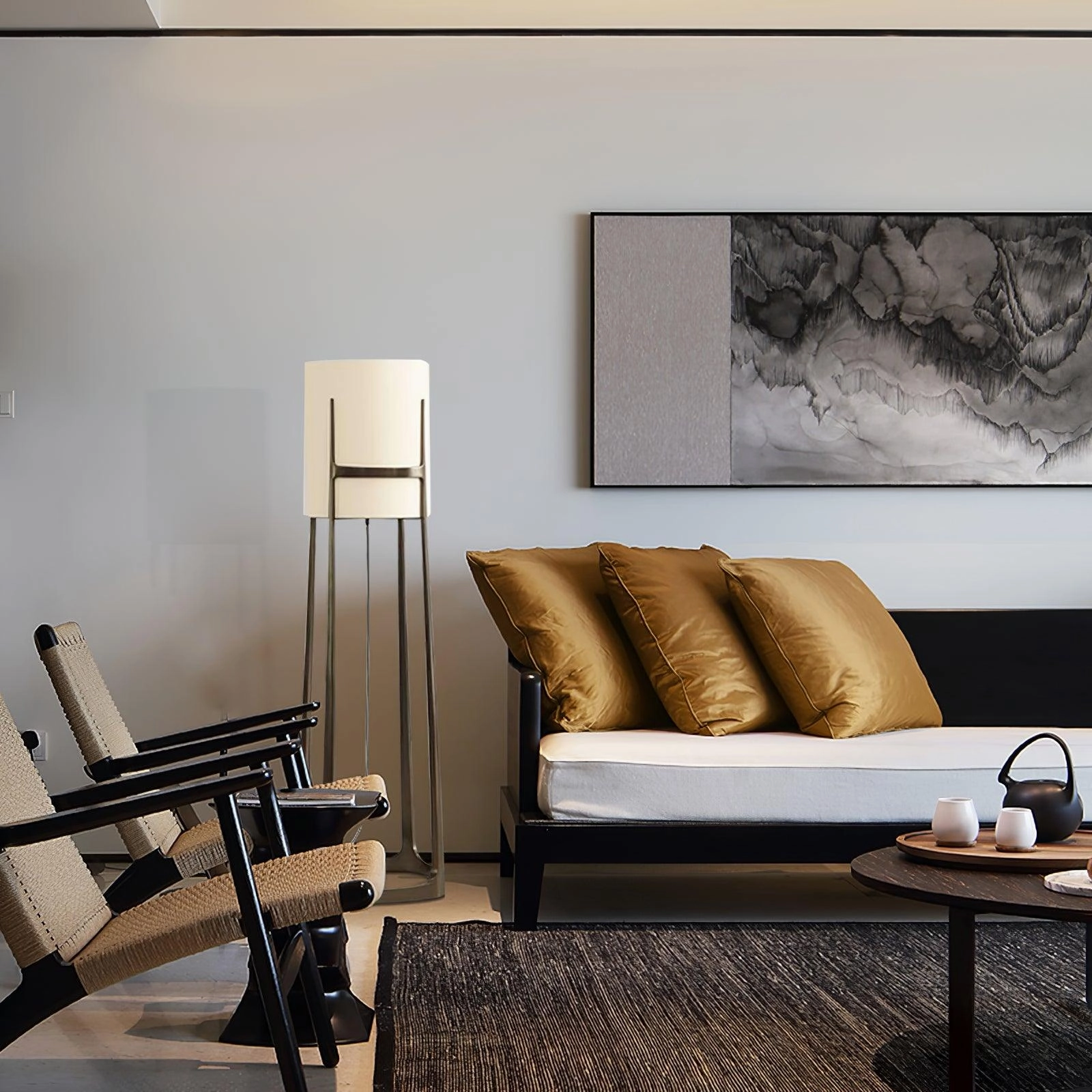 X L 04 Floor Lamp