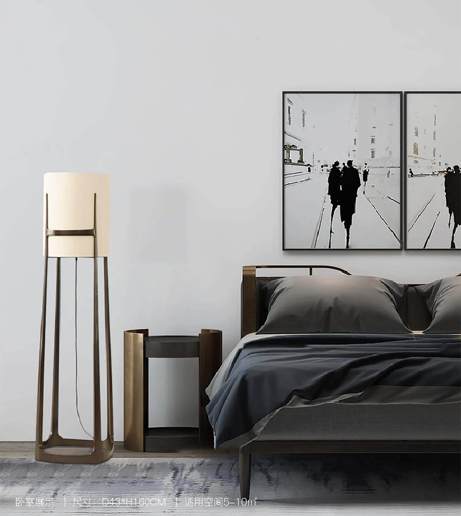 X L 04 Floor Lamp