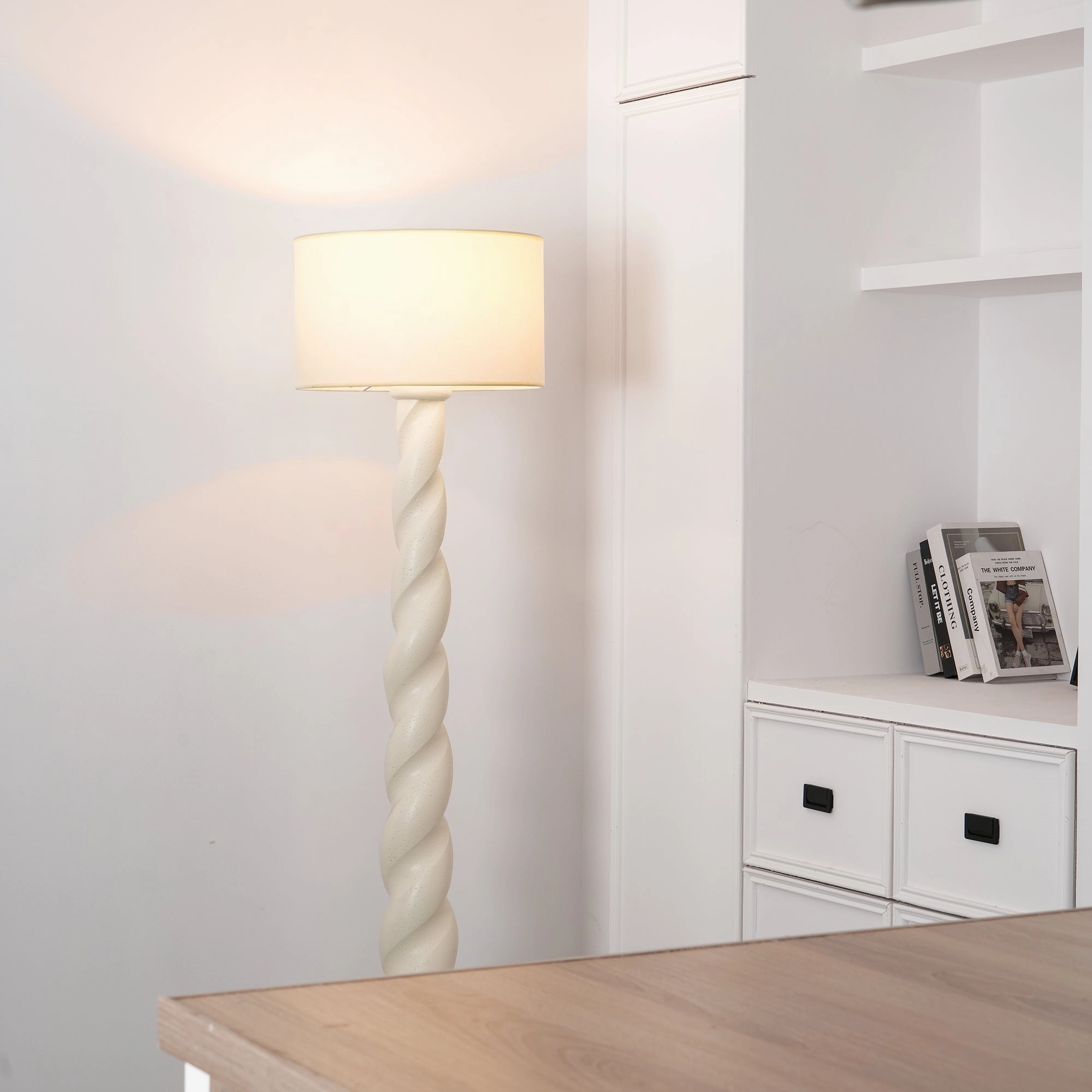 Yisi North Tower Floor Lamp