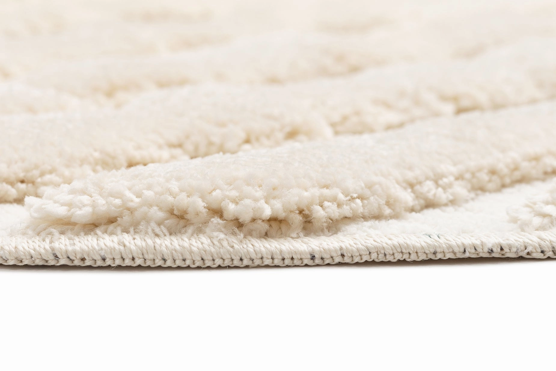 Yoanna Ivory Abstract Striped Round Rug