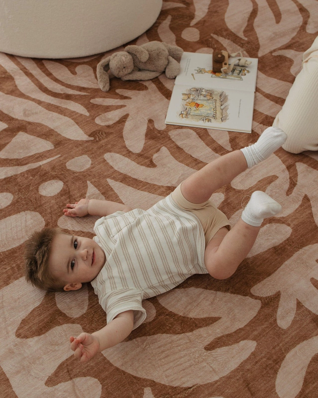 Yuri Brown Leaves Rollie Pollie Round Playmat