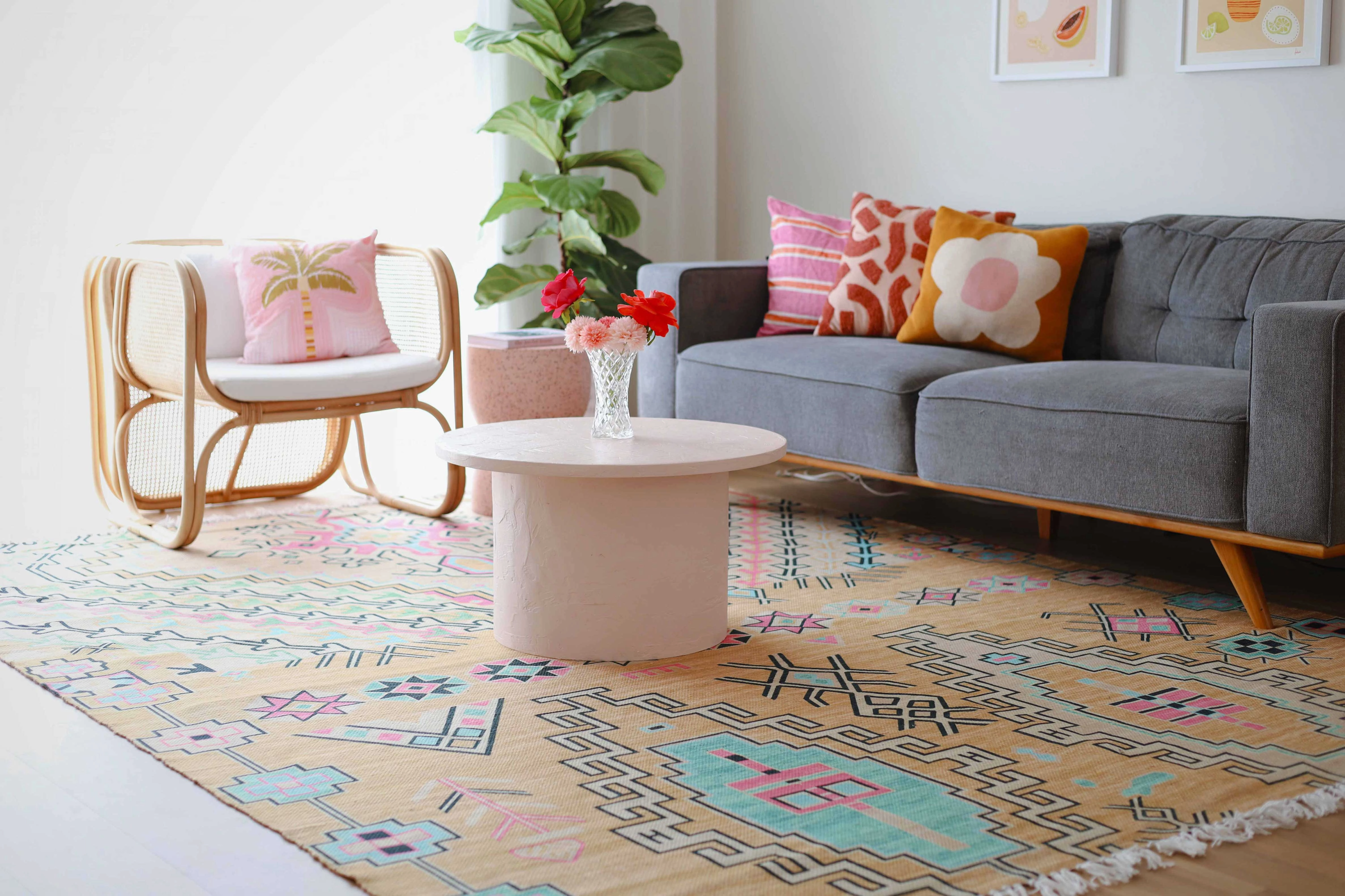 Zelda Cream Multi-Colour Abstract Tribal Indoor Outdoor Rug *NO RETURNS UNLESS FAULTY