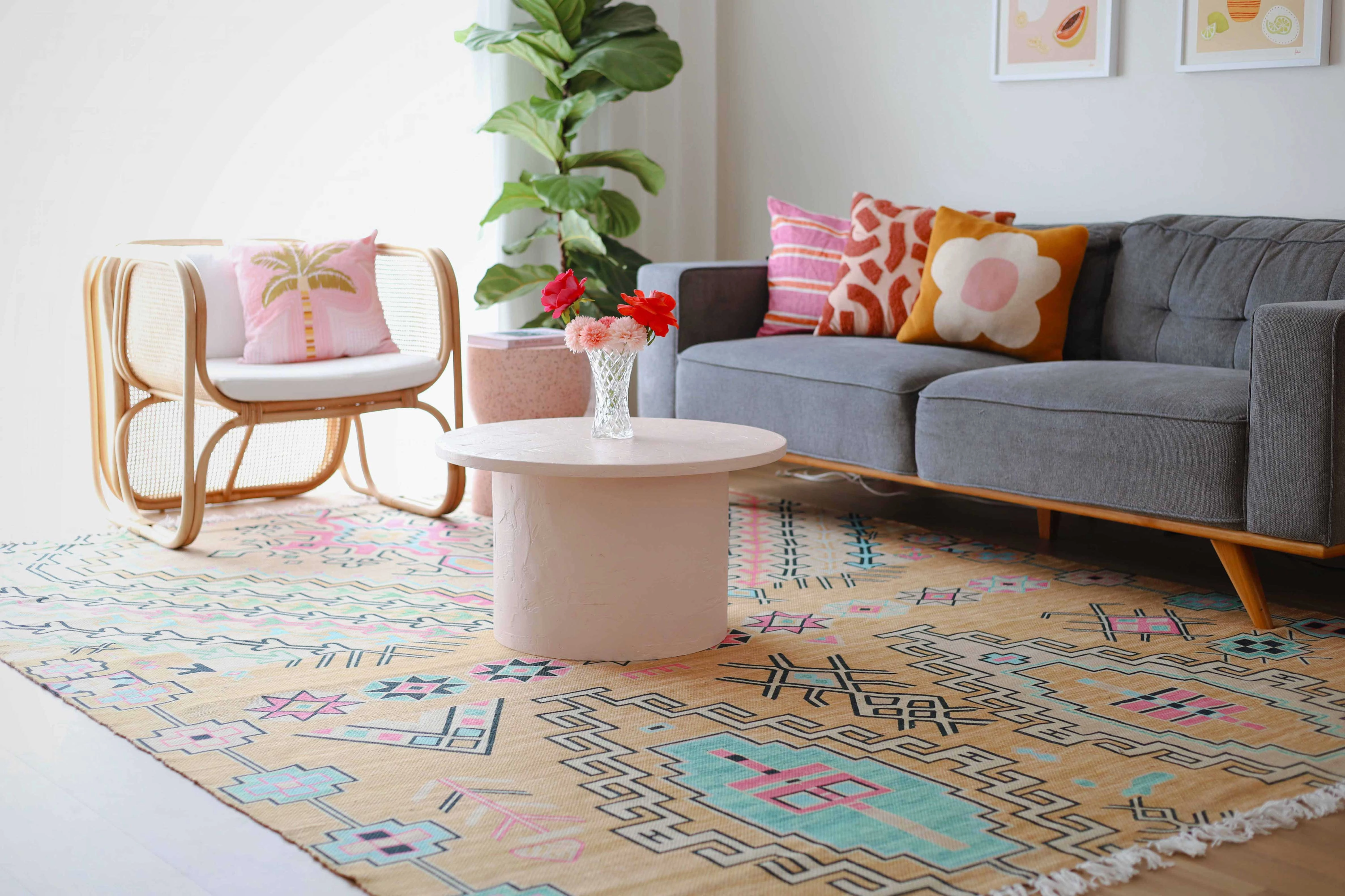 Zelda Cream Multi-Colour Abstract Tribal Indoor Outdoor Rug *NO RETURNS UNLESS FAULTY