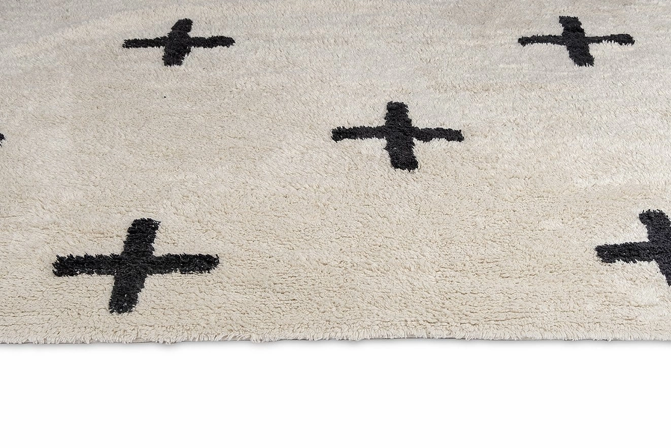 Zelia Black and Ivory Minimal Washable Berber Rug